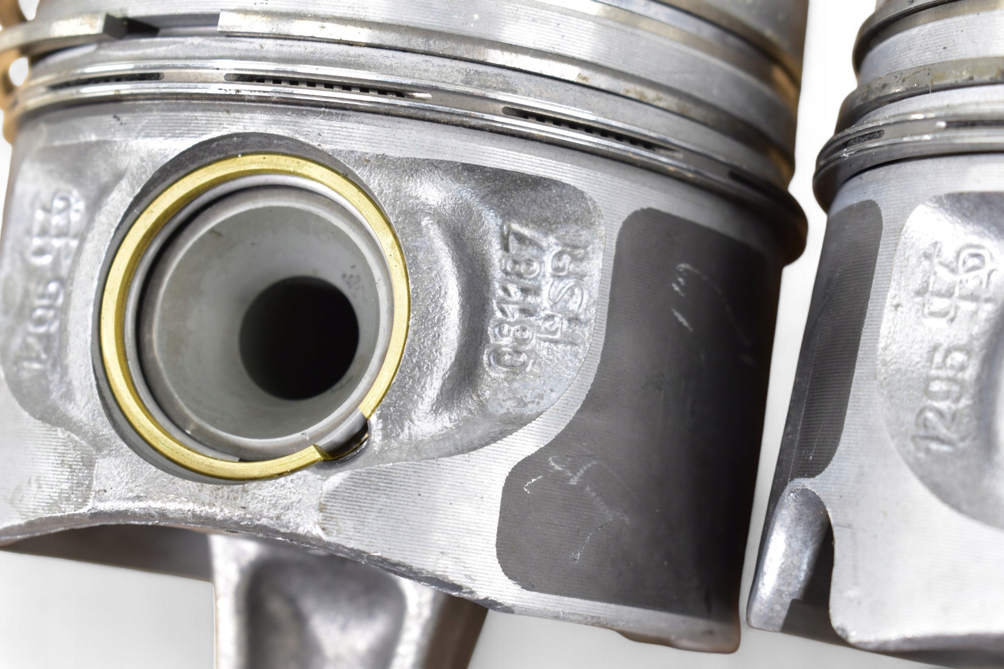 piston connecting rod AUDI A6 C6 A4 B8 2.0 TDI CAG WYMIARY 081187