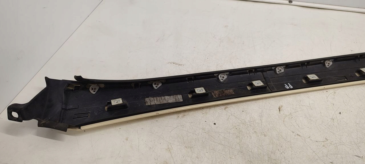 Blende Abdeckung slupka Opel Zafira C 611
