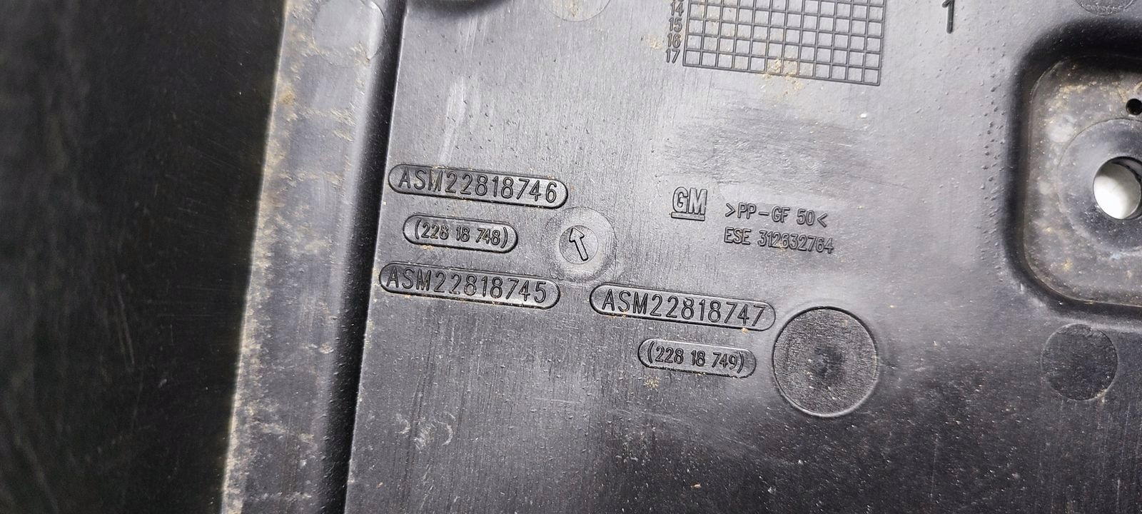 obal kryt akumulátoru Opel Insignia A LIFT 2,0 CDTI
