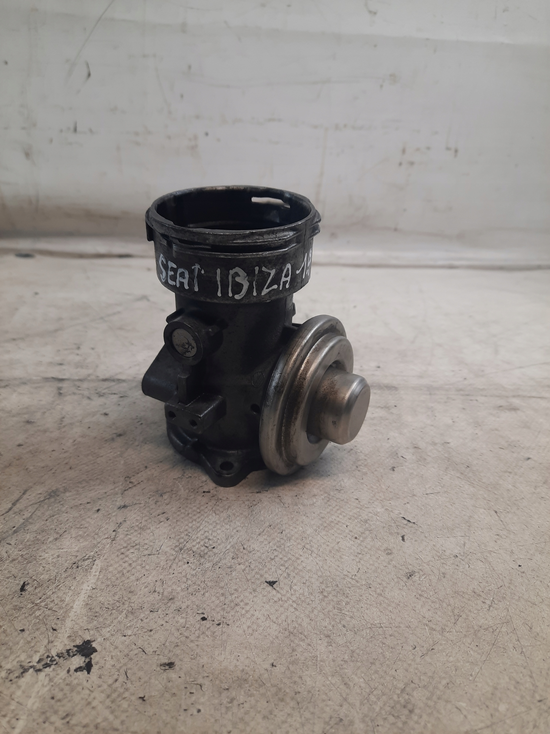 Valvola a farfalla SEAT IBIZA III 3 1.9 TDI 038129637L