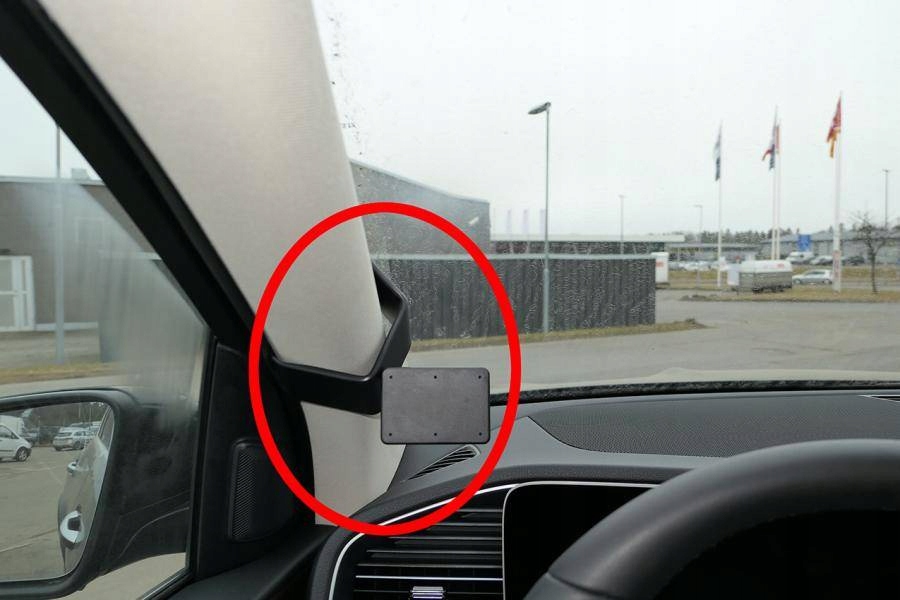 Brodit ProClip do Mercedes-Benz Gle 20-26, Gls 20-26 na słupek 805667