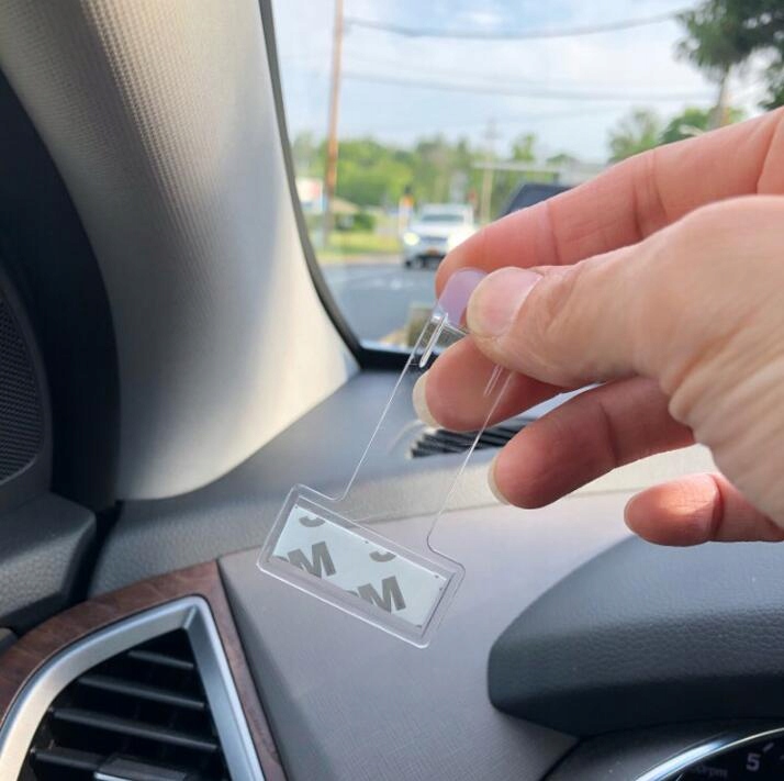 UCHWYT KLIPS NA BILET PARKINGOWY NA SZYBĘ Producent Carmotion