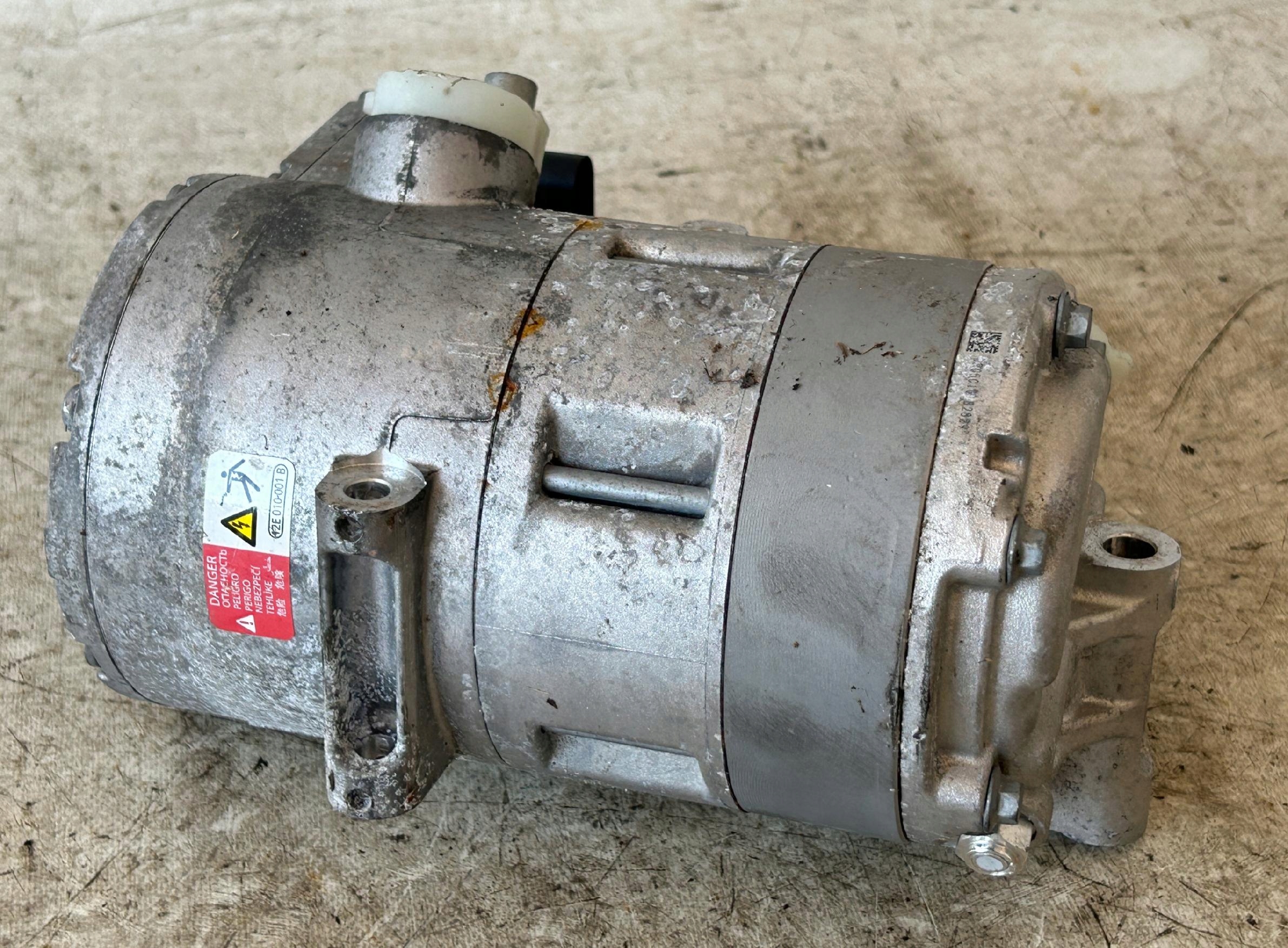 Klimakompressor klimaanlage VW PASSAT B8 GTE 3GD816803A