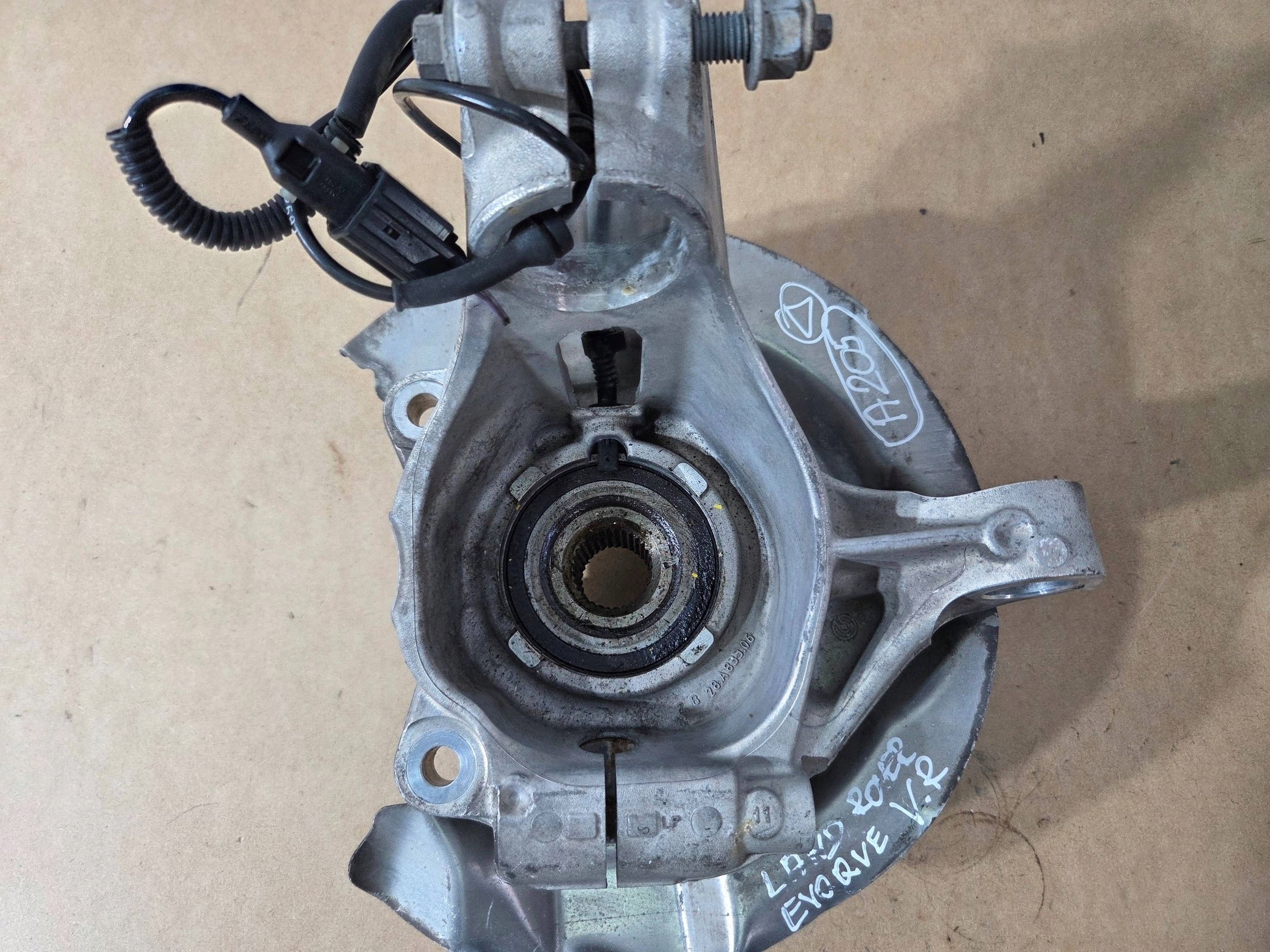 Land Rover Evoque L538 / 2,0 D swing front right BJ323K185AF (A205)