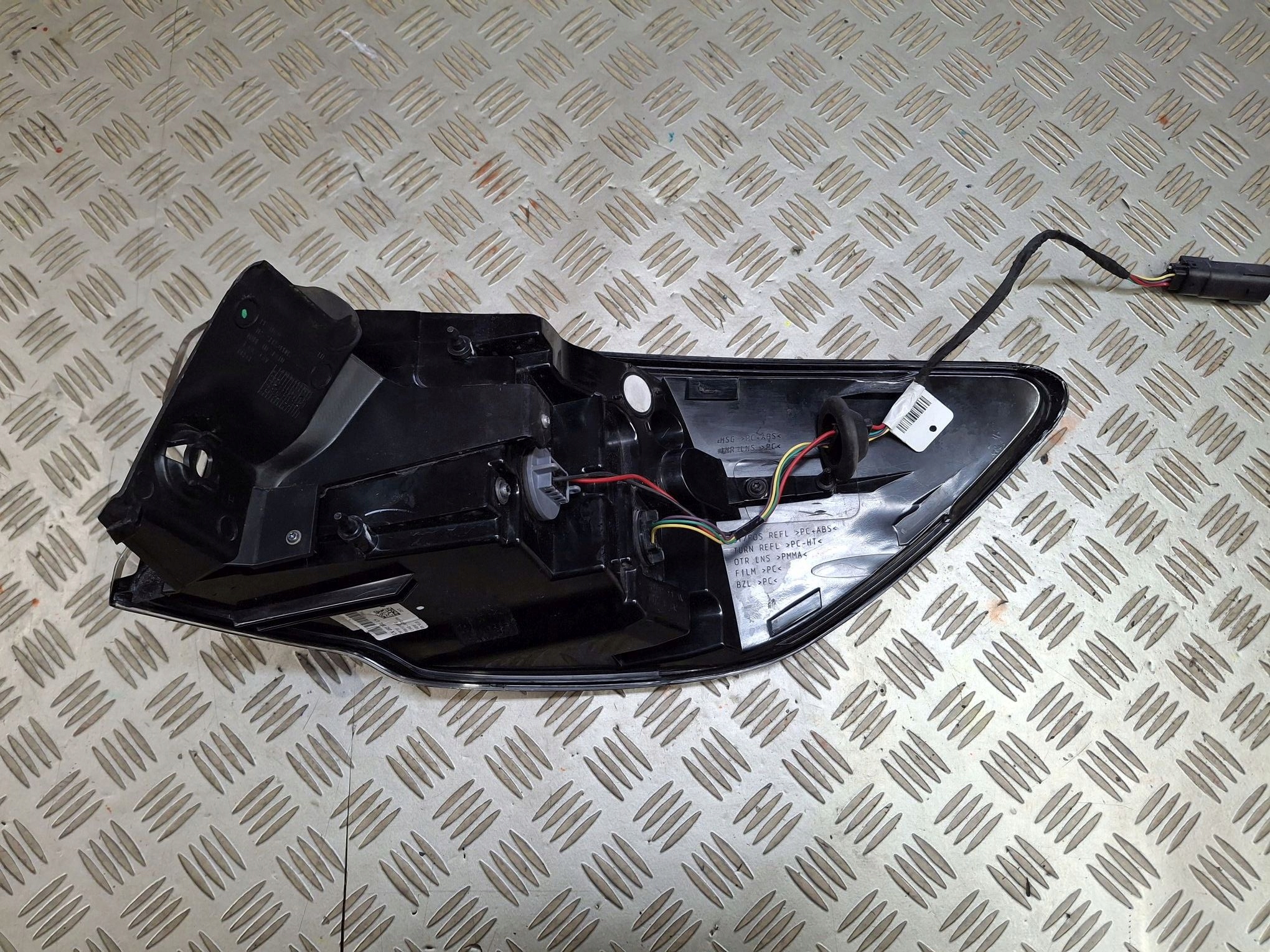 light rear left NAROZNA FORD KUGA III MK3 2019R->