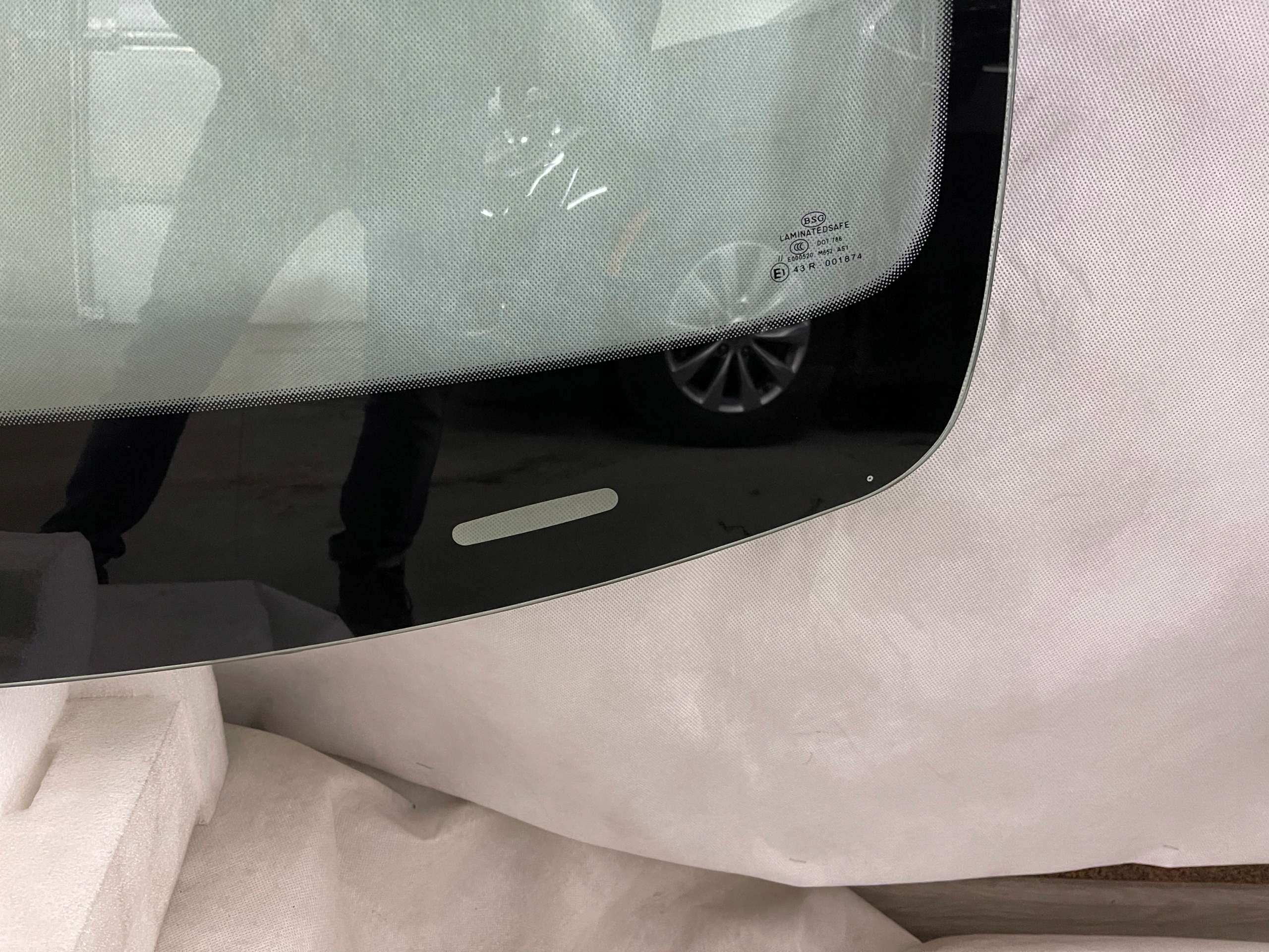 SZYBA PRZEDNIA VW PASSAT CC 2008-2012 SENSOR KAMER Producent części BSG