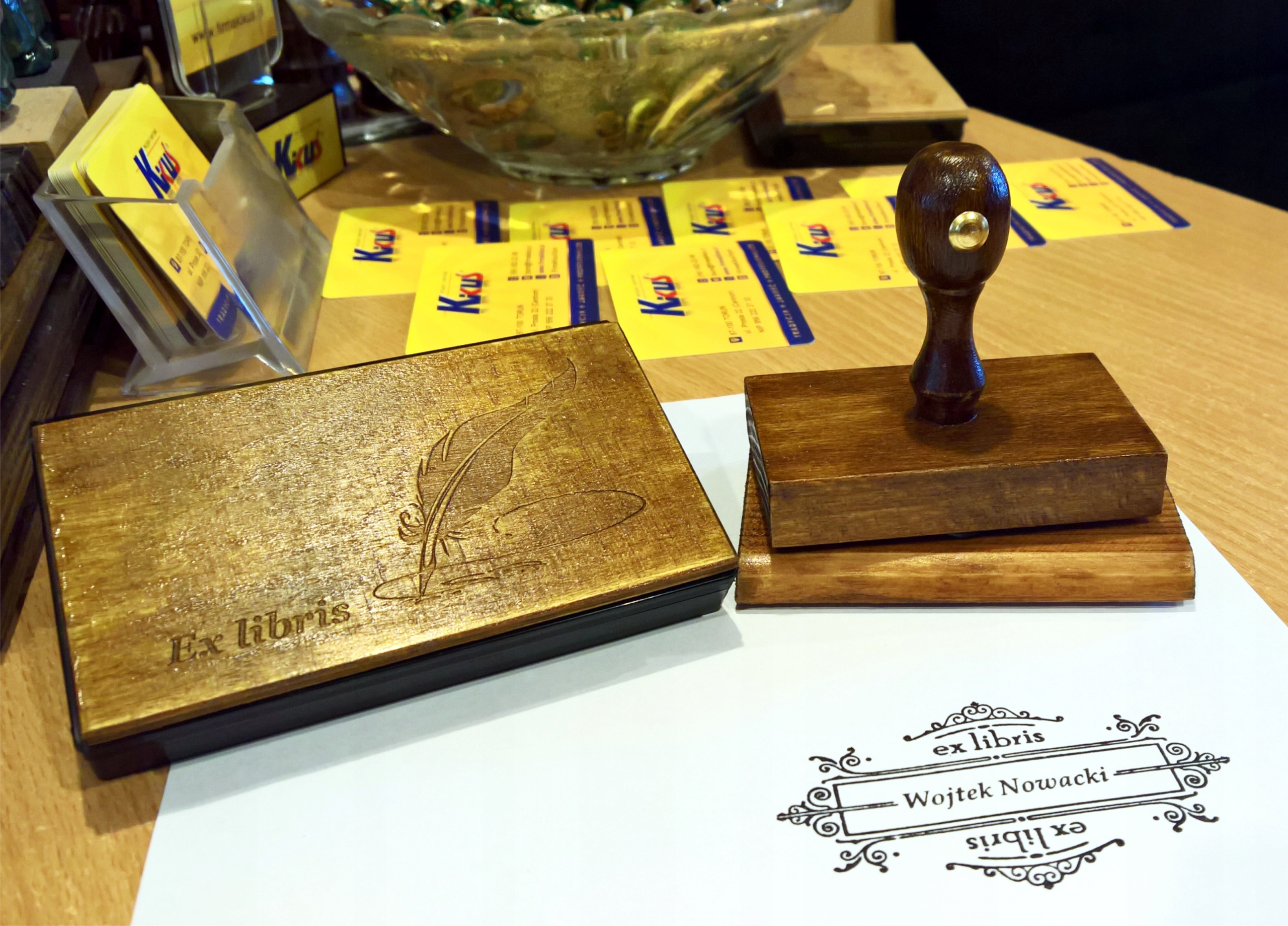 Pieczątka Ex libris 6x4 / 5x5cm - 127 Wzorów + GRAWER + lniany woreczek Stan opakowania oryginalne