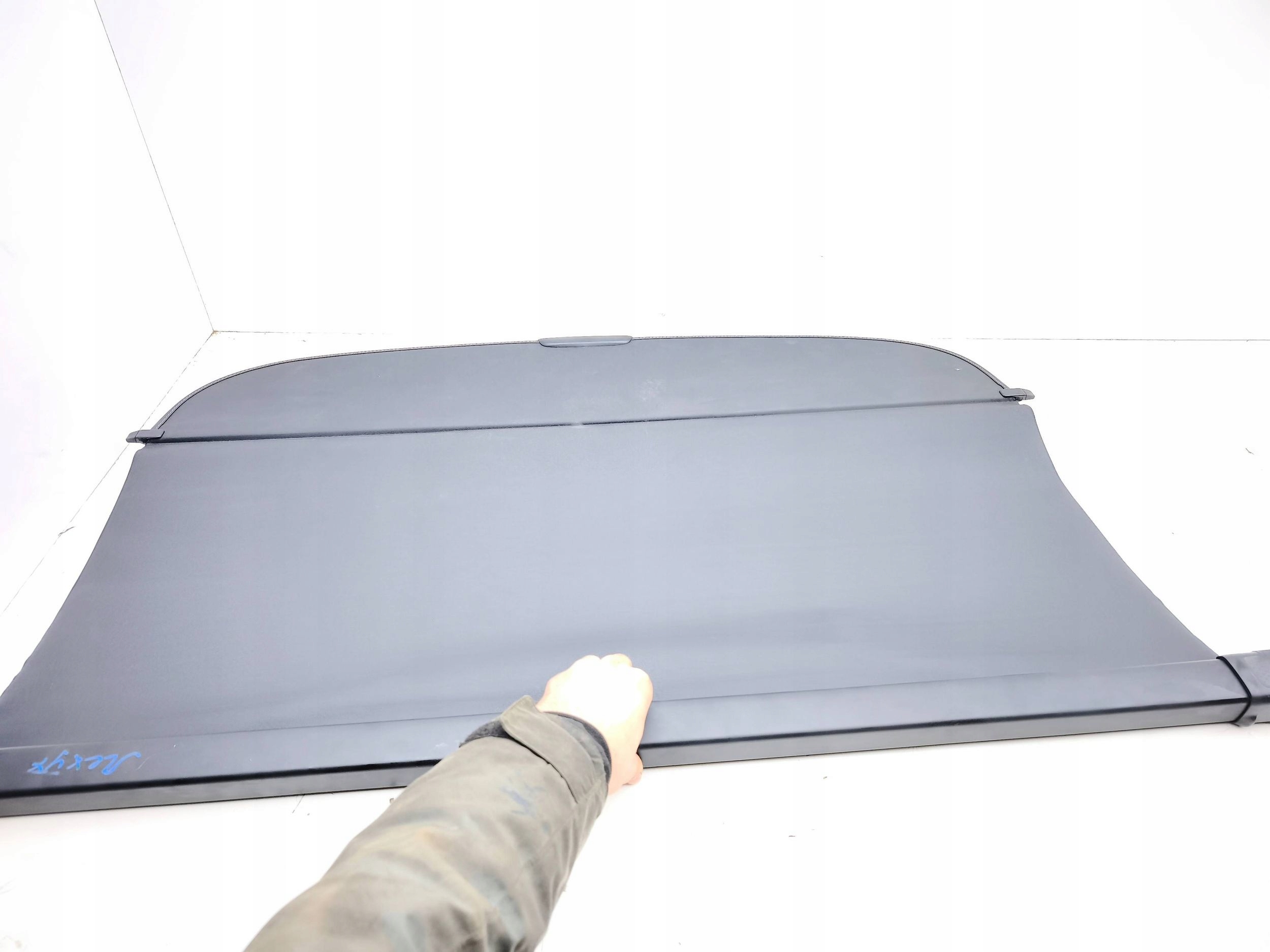 lexus RX 450H 2020 ролета багажника 6491048150