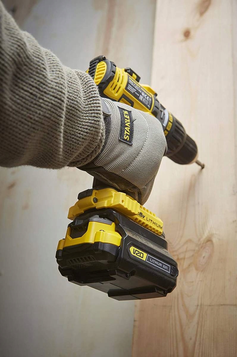 ADAPTER DO AKUMULATORÓW SFMCB100-XJ STANLEY FATMAX Marka Stanley