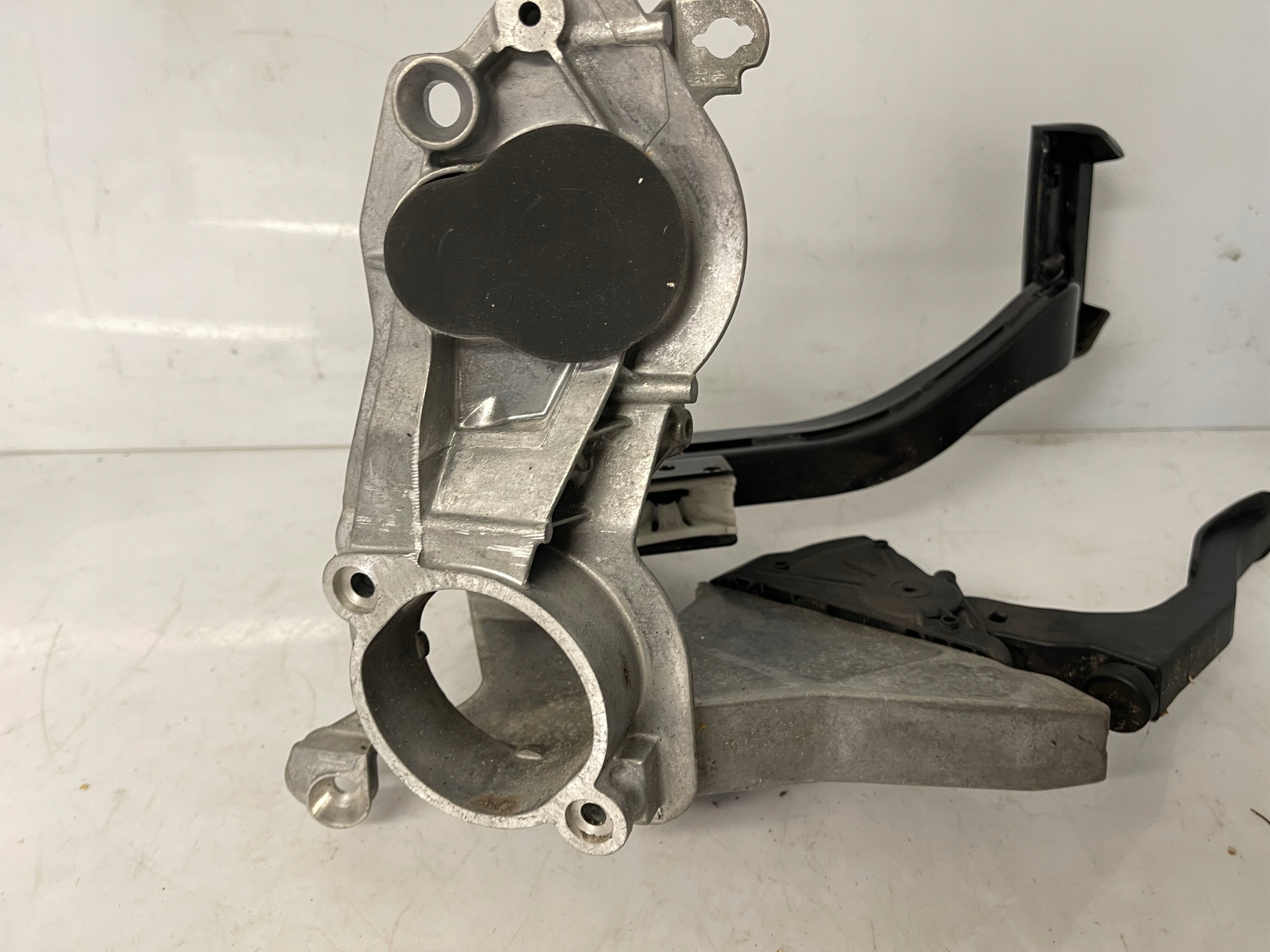 KOMPLET PEDALOW support AUDI A6 C6 4F1723523A 4F1723117B