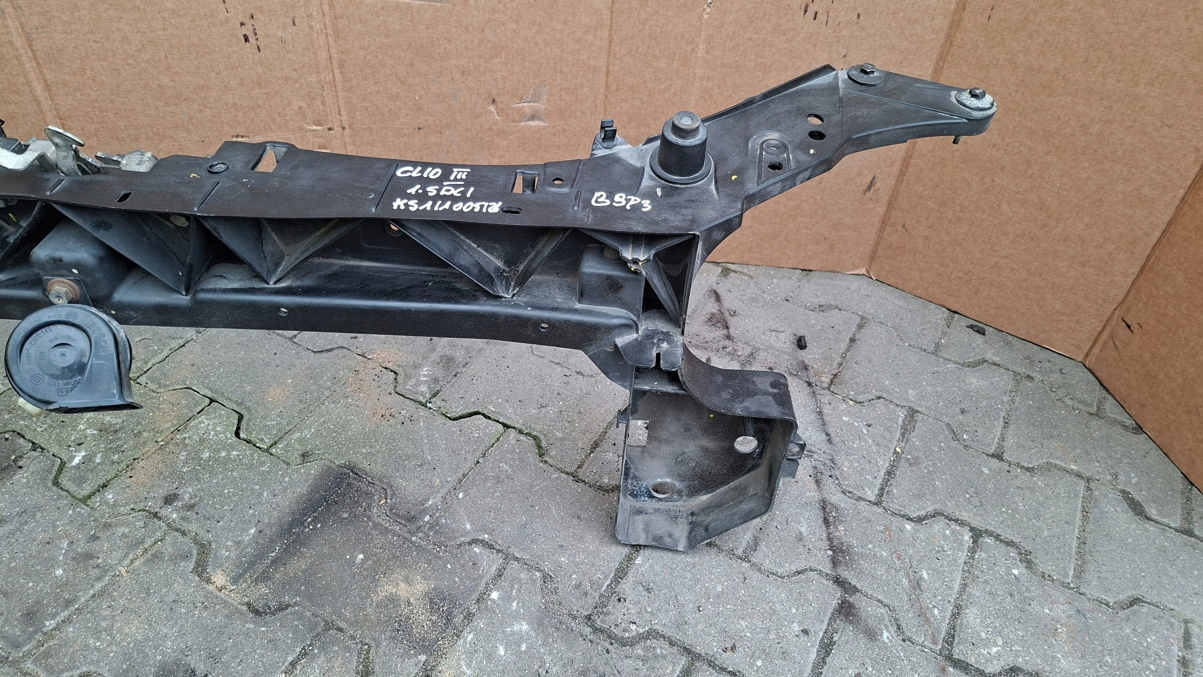 support panel for radiators pillar RENAULT CLIO III