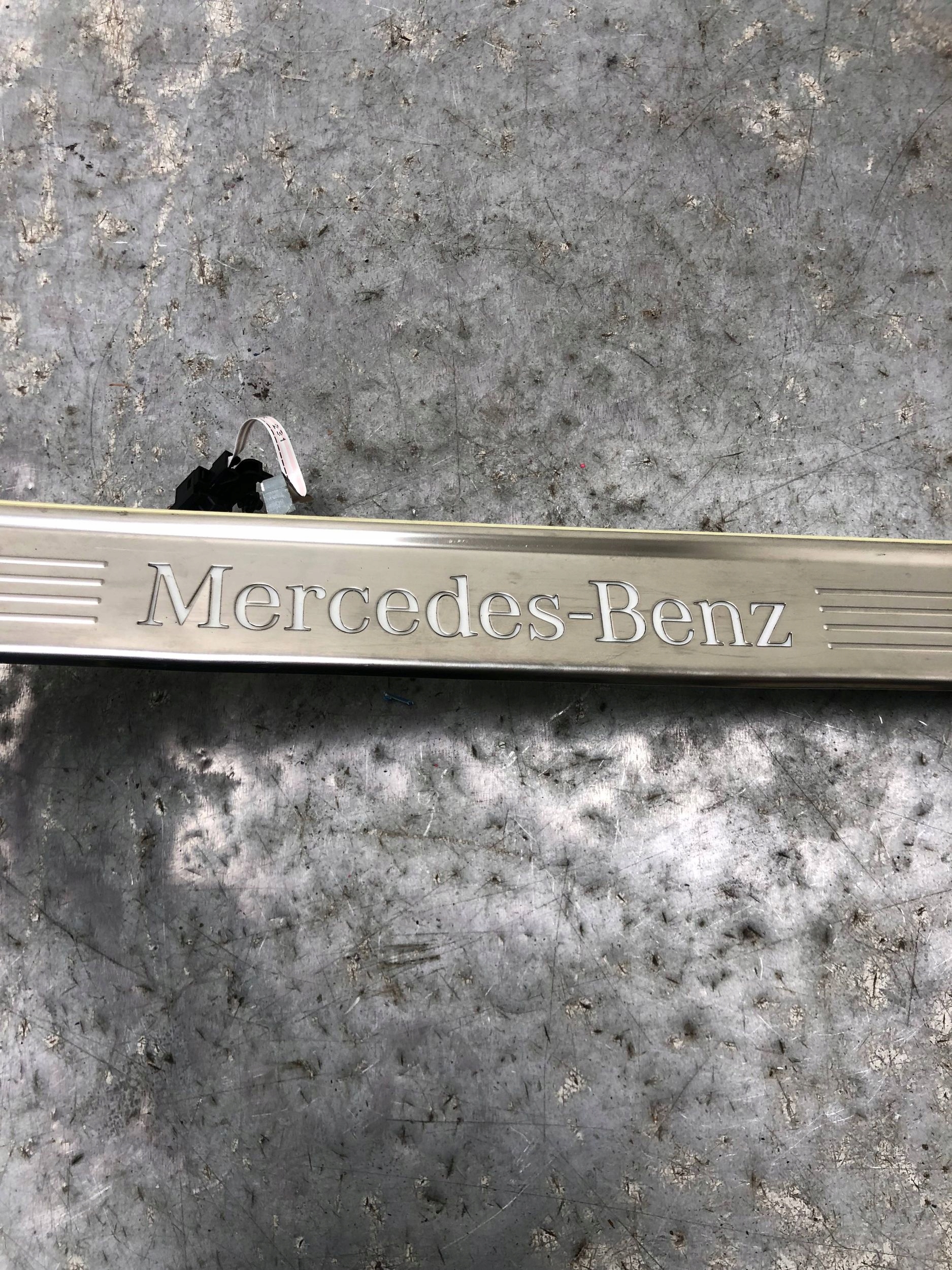 moulding threshold right front MERCEDES S-KLASA W222 A2226805435