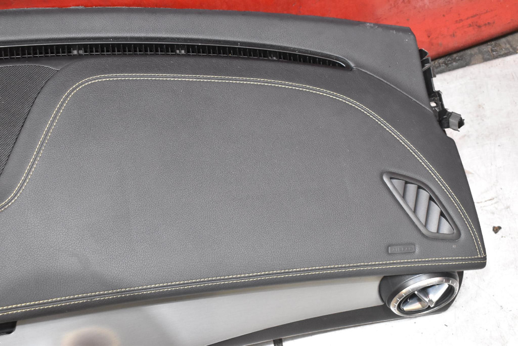 dashboard instrument panel console cockpit airbag EU MERCEDES CLA C117 AMG 13-16