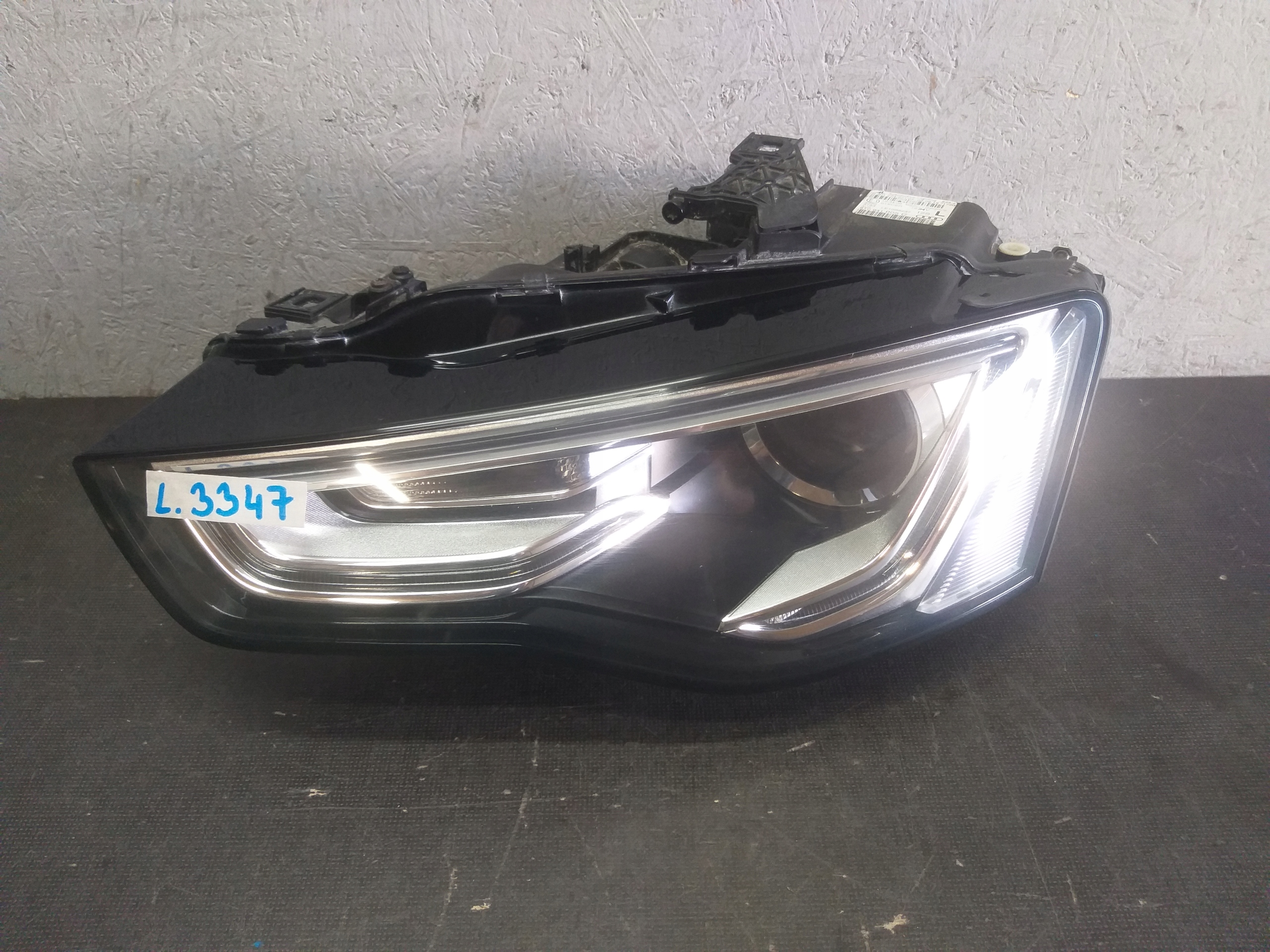 LIGHT FRONT LEFT AUDI A5 XENON LED LIFT 12- 8T0941005C