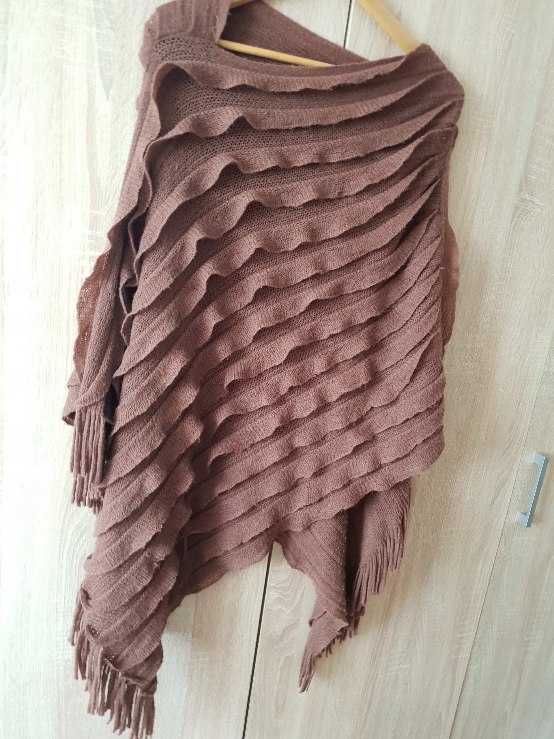 Ponczo brazowe roz 44