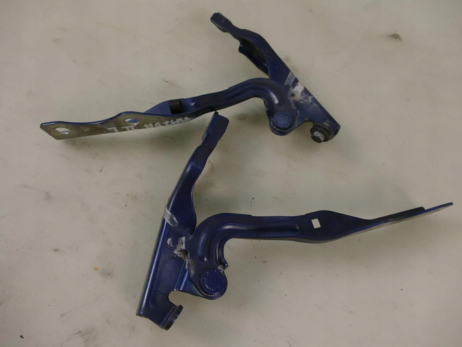 MAZDA 2 DY LIFT bonnet hinges hinge KOMPLET 36N