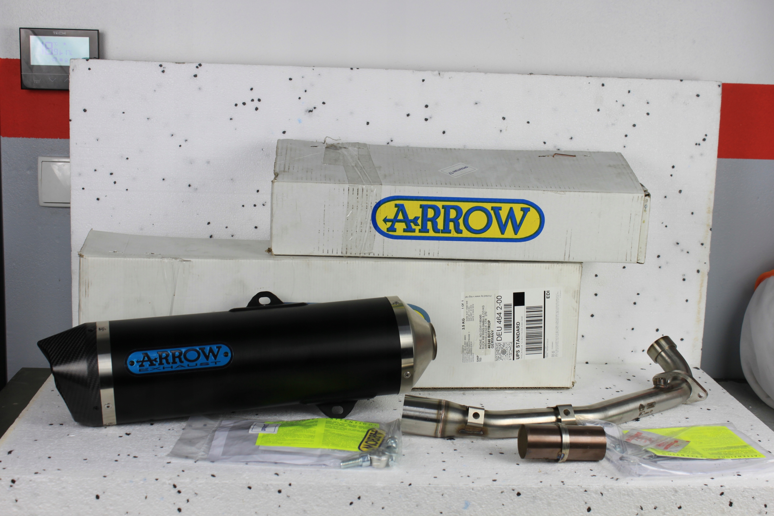 Arrow Exhaust Tlmič výfuku Kolektor Kymco Xciting 400 13-14r 18113658