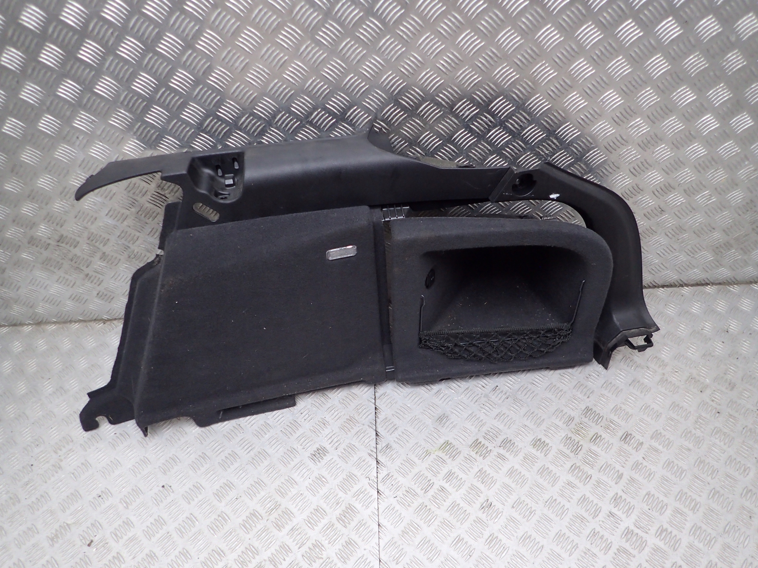 8K0 - AUDI RS4 S4 A4 8K B8 бекон отделка багажника R