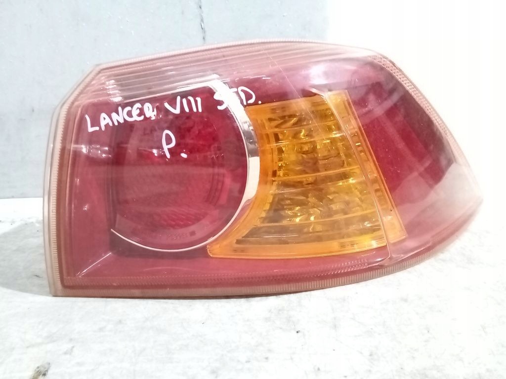 Mitsubishi Lancer VIII 8 sedan light right rear part rear