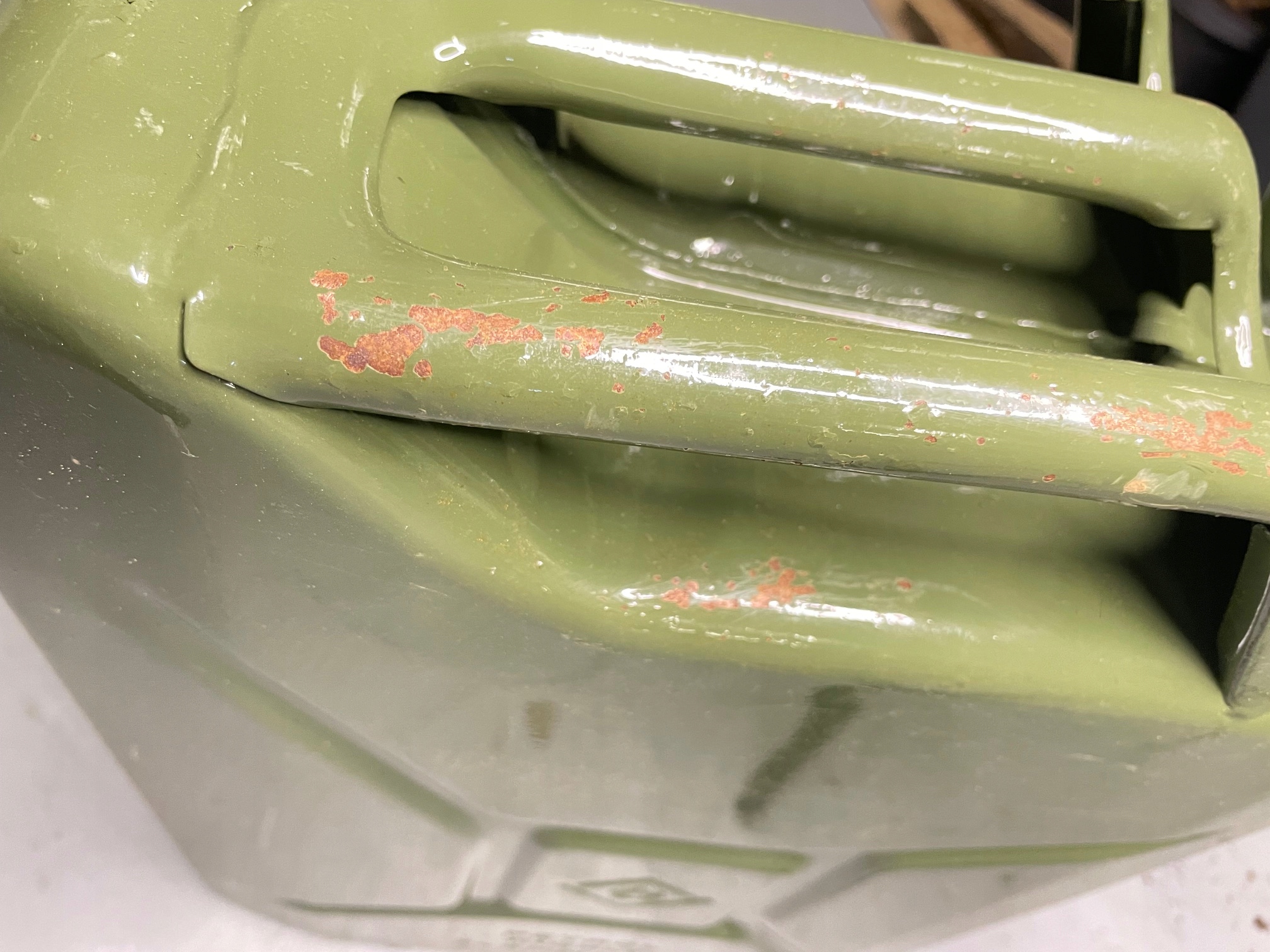 KANISTER METALOWY KARNISTER 20L NA PALIWO OLEJ ROPĘ BENZYNĘ Waga produktu z opakowaniem jednostkowym 5 kg