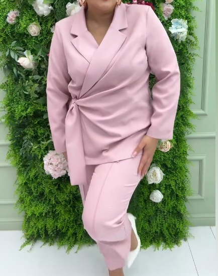 Elegantní dámský komplet kalhoty s dlouhým rukávem pudrová růžová 46