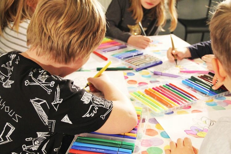 Pisaki flamastry pędzelkowe Cricco 24 kolory Marka Cricco