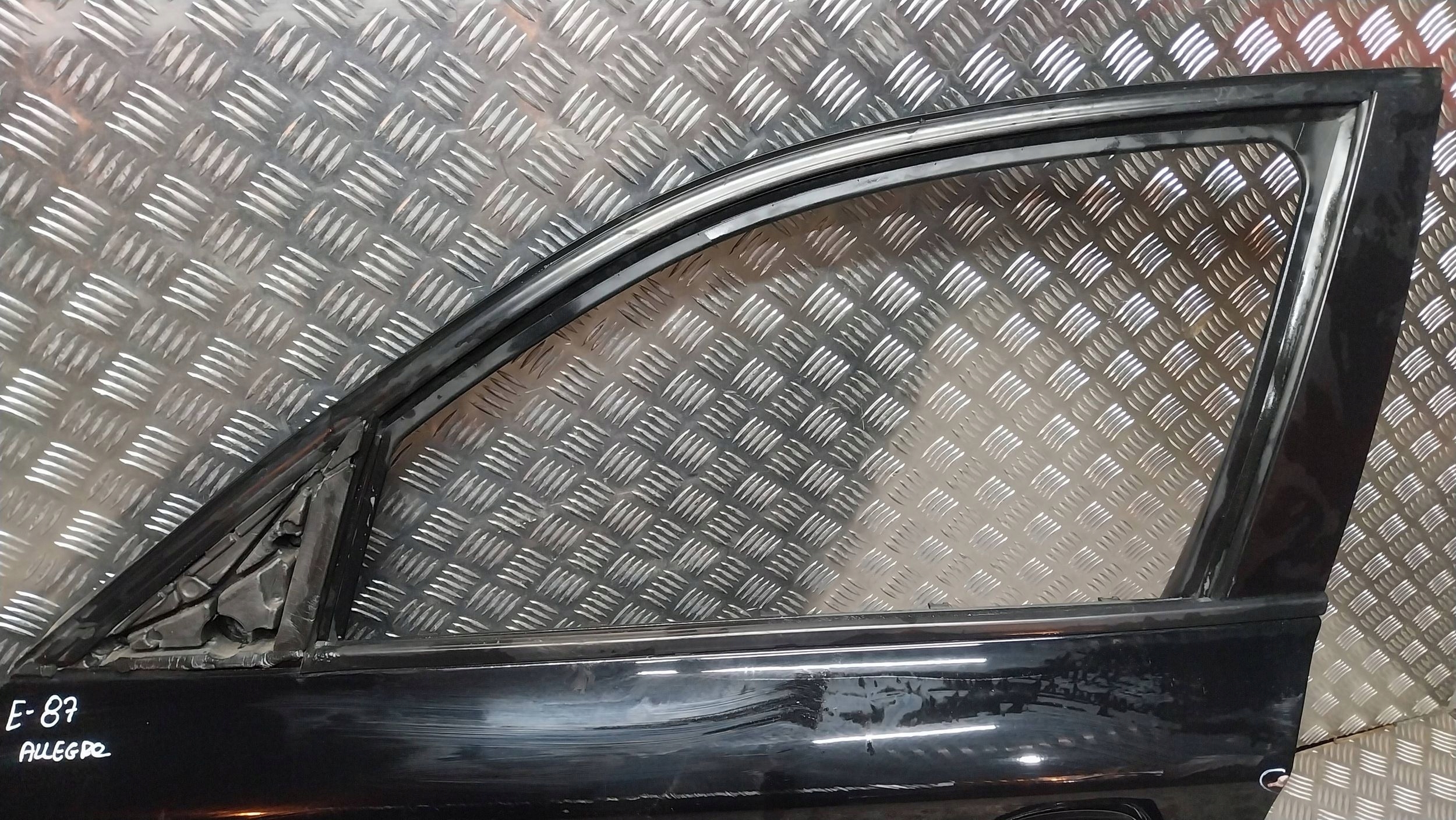 Tür vorne links BMW 1 E87 04