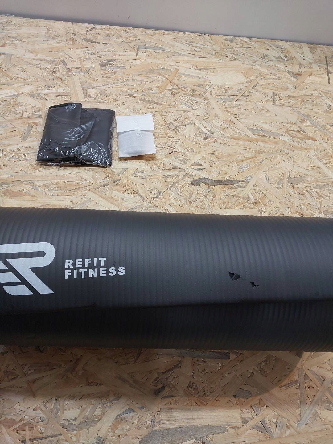 MATA GIMNASTYCZNA DO ĆWICZEŃ JOGI PILATESU REFIT FITNESS 190x60 CM Długość 190 cm