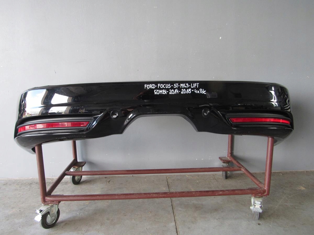 FORD FOCUS ST MK3 LIFT 2014-2018 KOMBI ZDERZAK TYŁ Typ samochodu Samochody osobowe