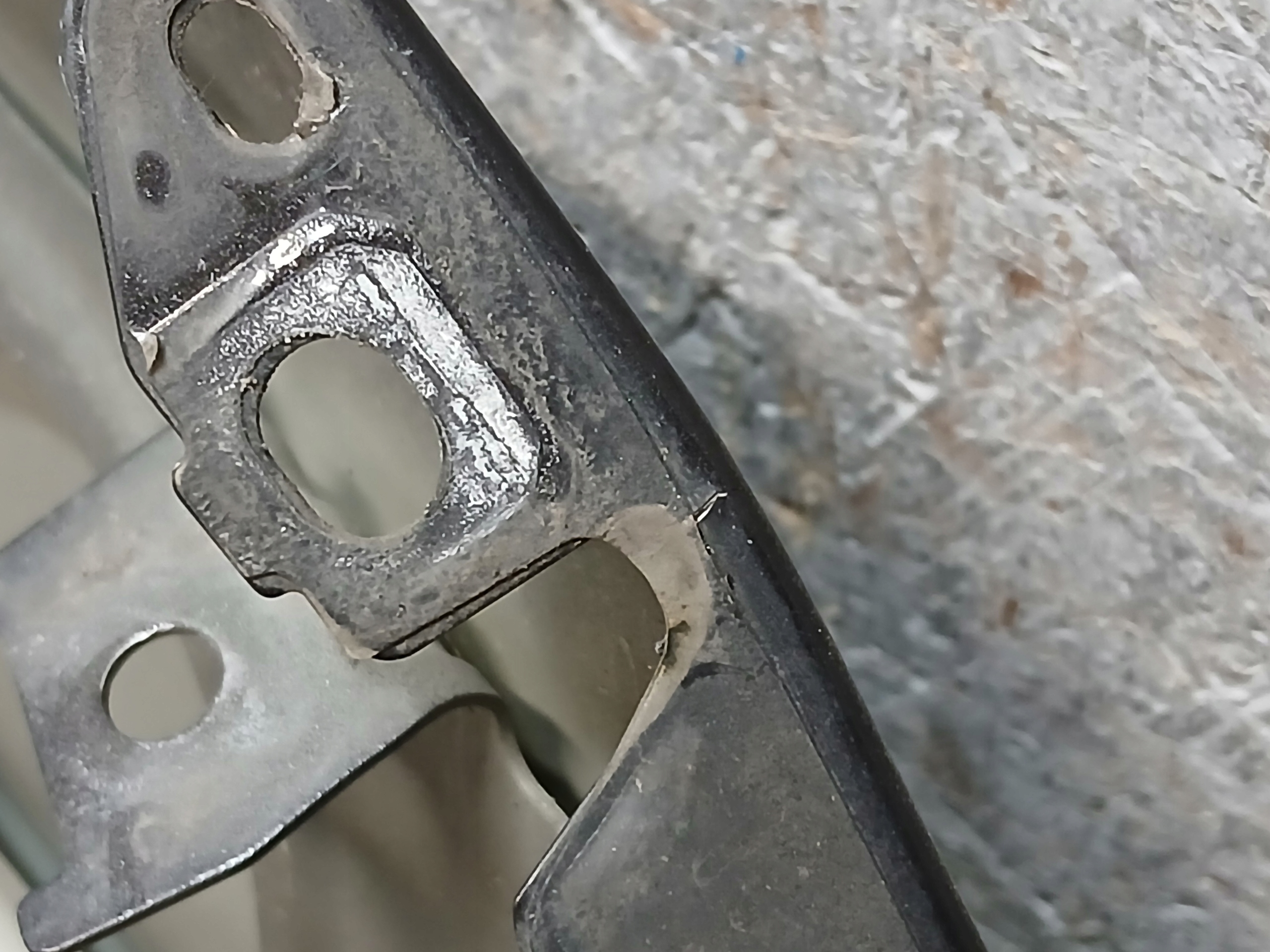 fender front right MERCEDES E KLASA W214 A214
