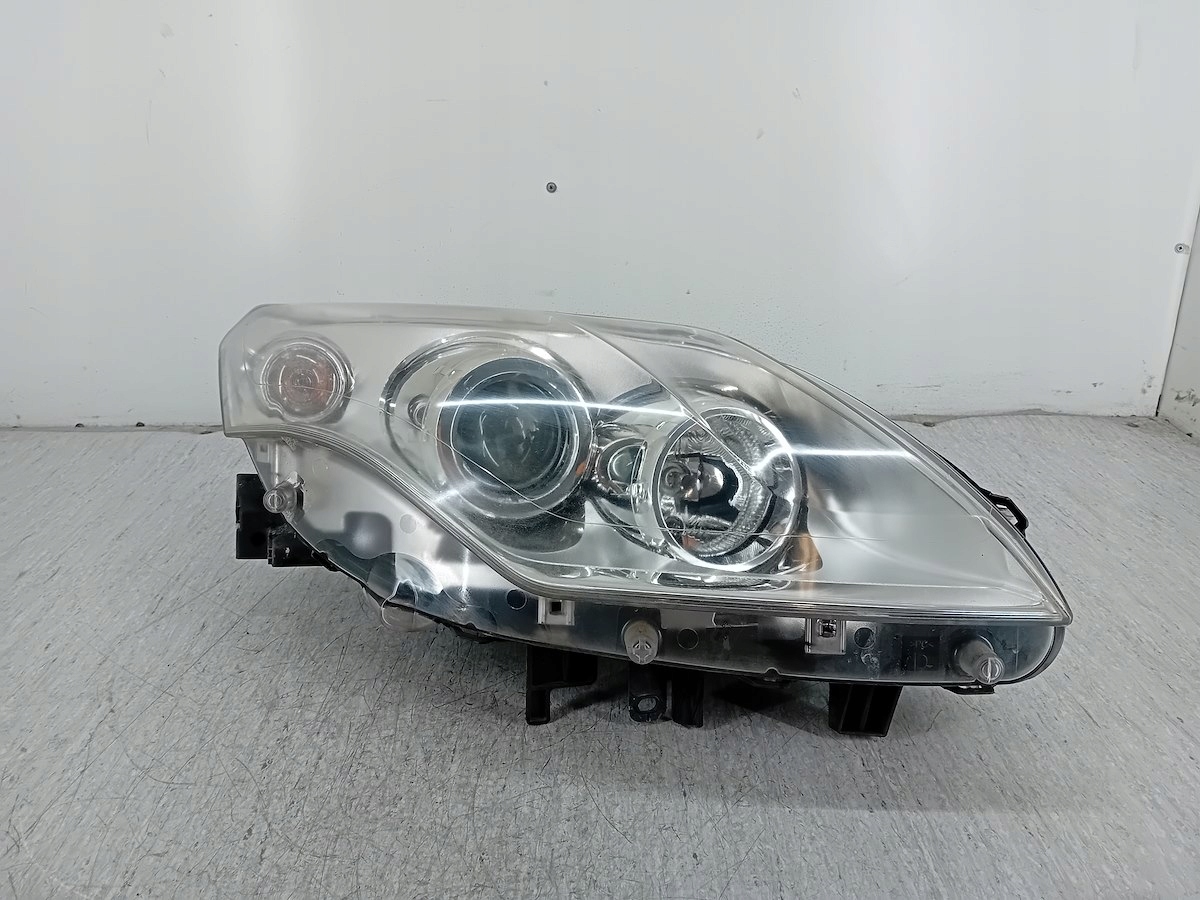 ФАРА ПЕРІД ПРАВА RENAULT LAGUNA 3 260100033R 89901833 