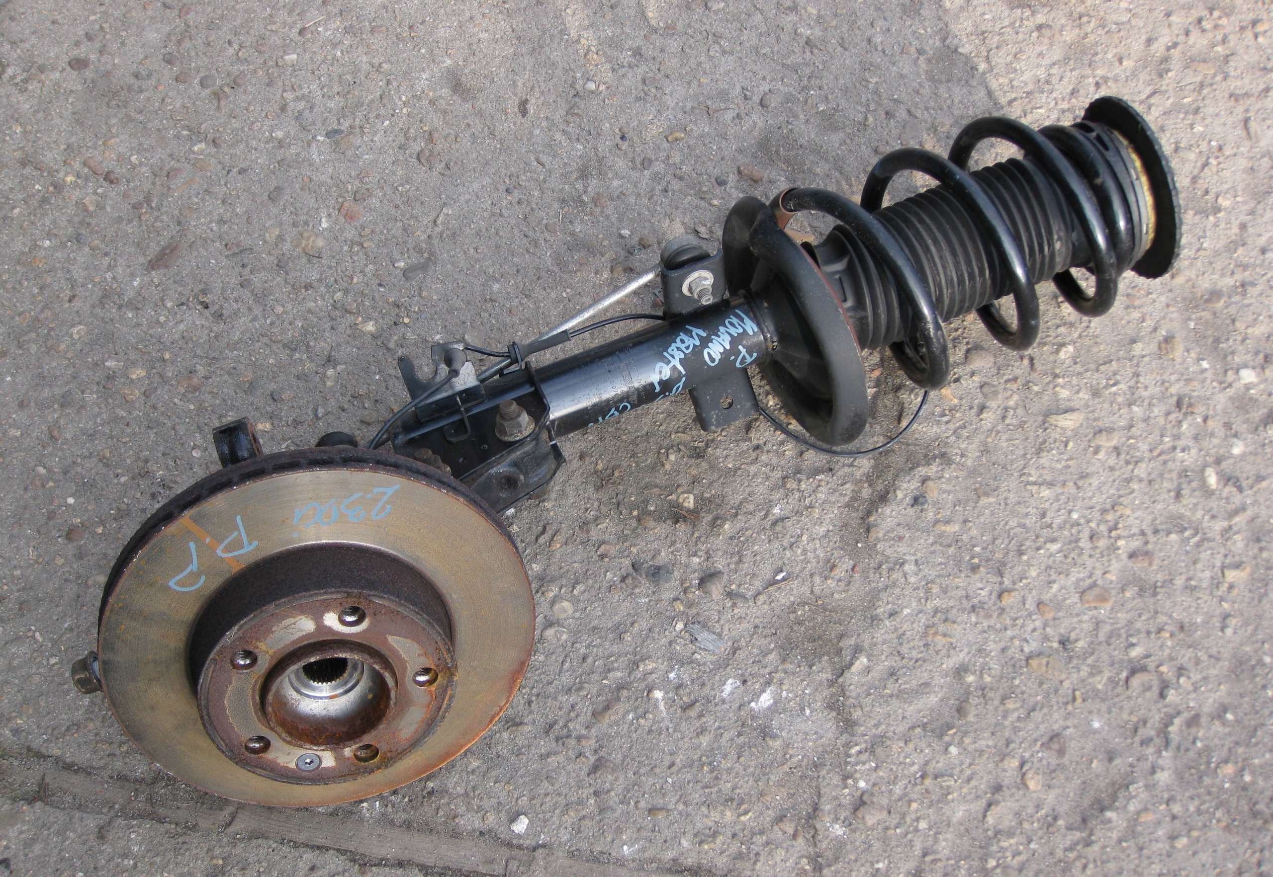 RENAULT MASTER III LIFT IV 2.3DCI McPherson right front