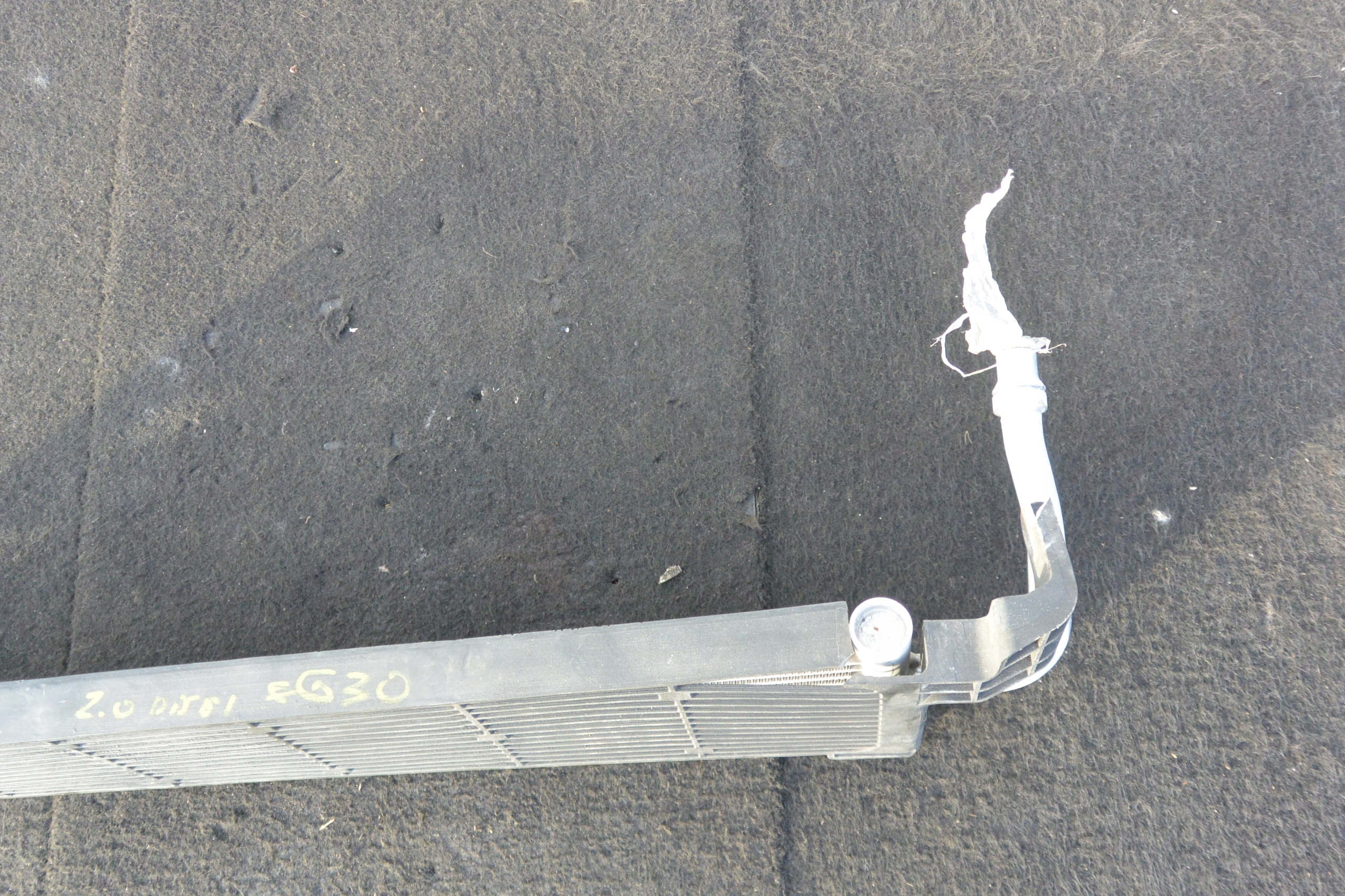 BMW G20 G30 2.0 3.0 BENZ supplementary water cooler