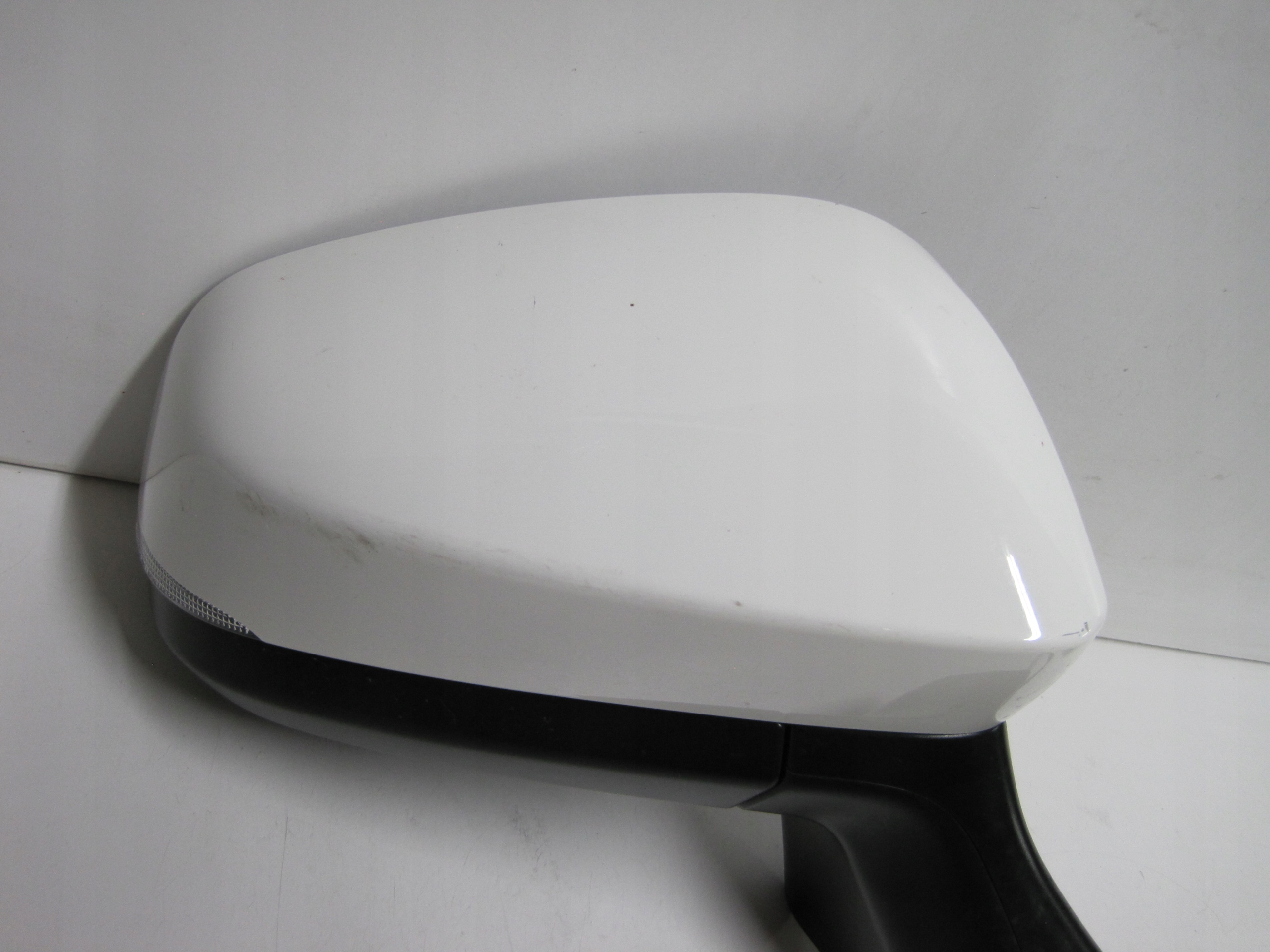 mirror TOYOTA COROLLA CROSS right