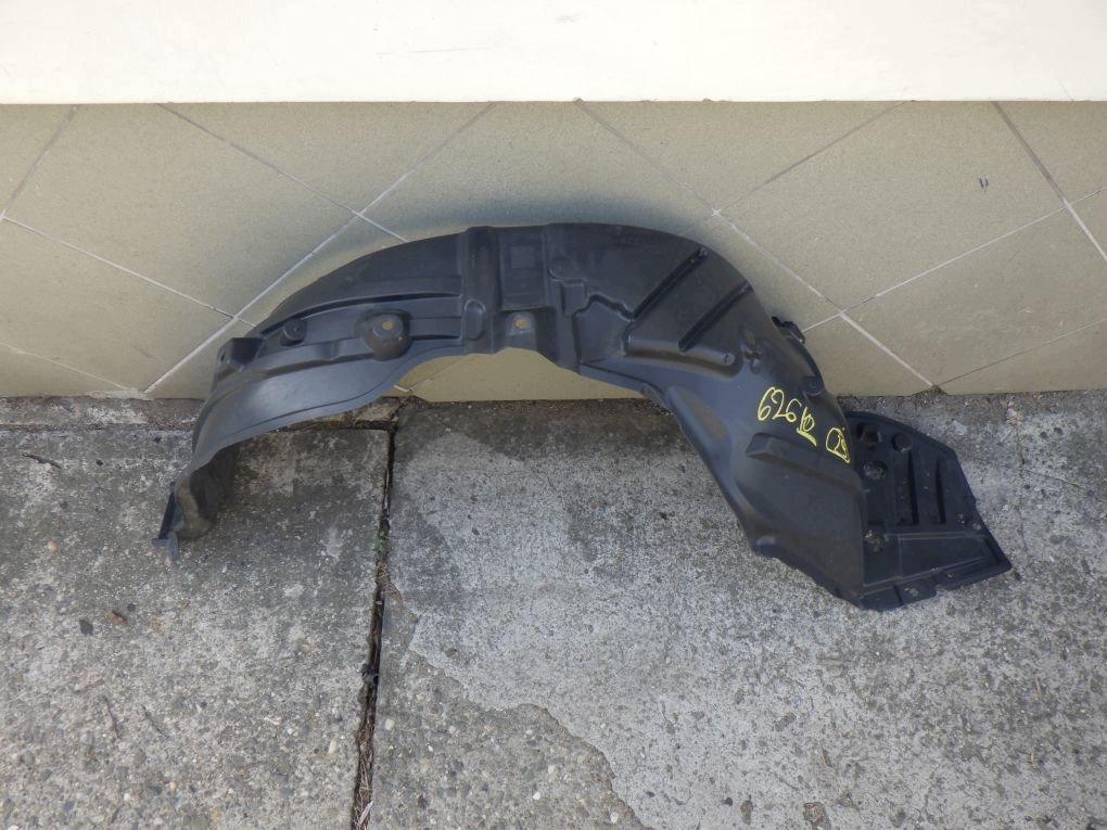 TOYOTA YARIS 4 IV 20- mudguard left front