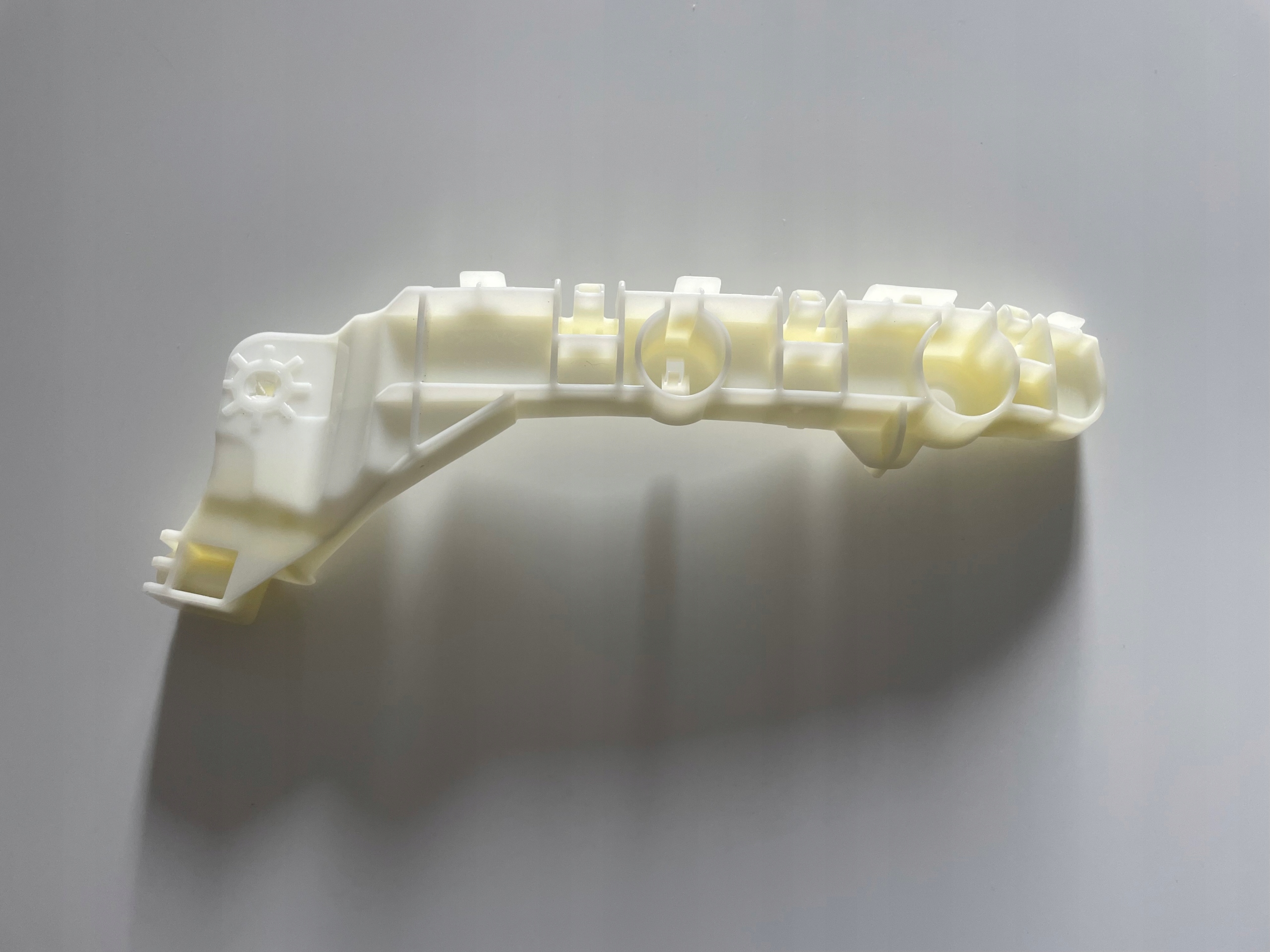 6400G660 - ECLIPSE CROSS 18-20 ПЕРЕДНИЙ ПРАВЫЙ БАМПЕР OE