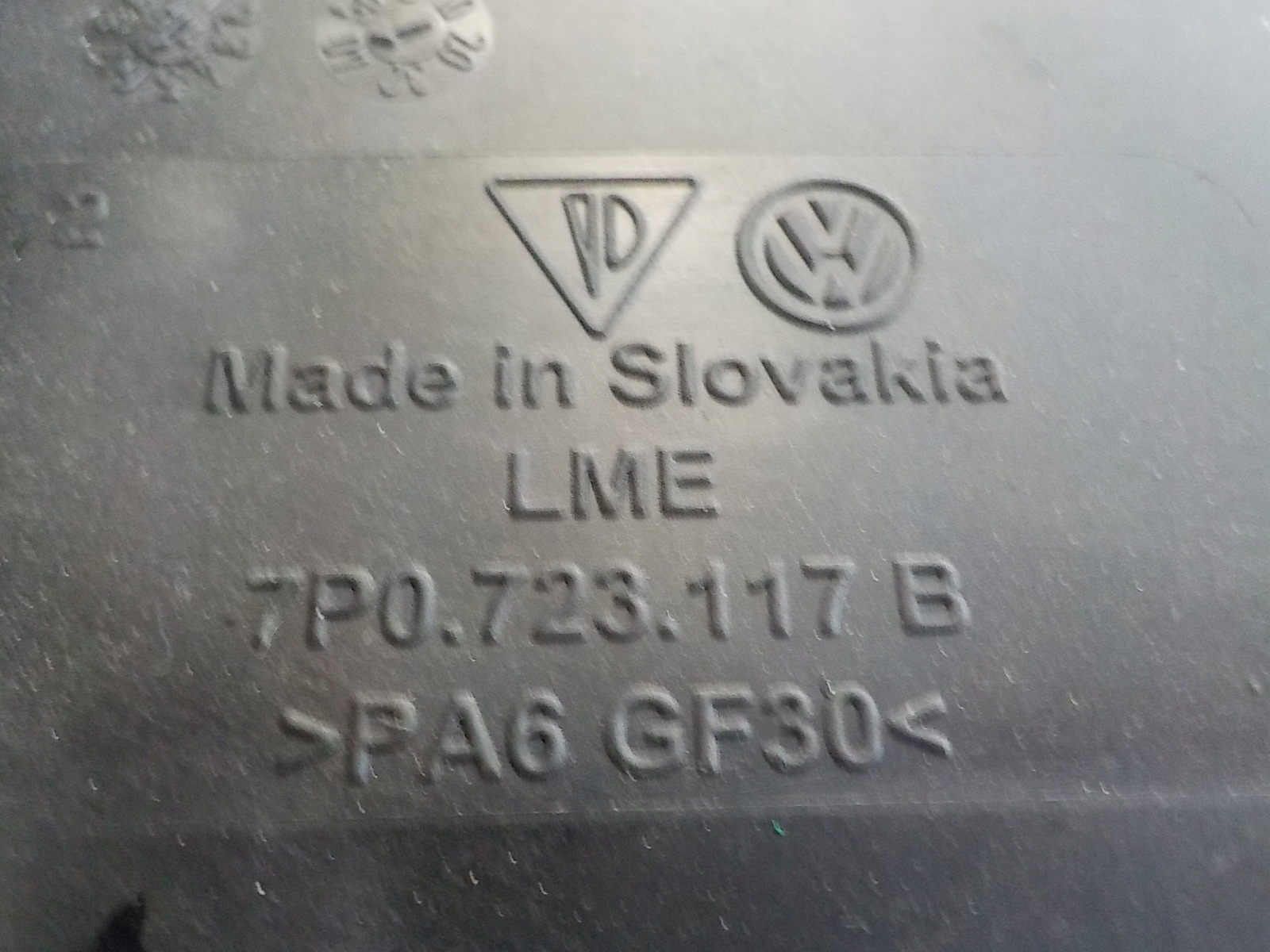 PORSCHE oe 7P0723031AP