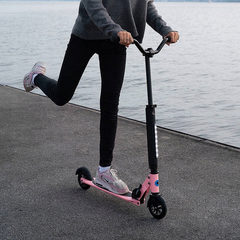 HULAJNOGA MICRO SPRITE DELUXE NEON ROSE SA0229 Liczba kół 2