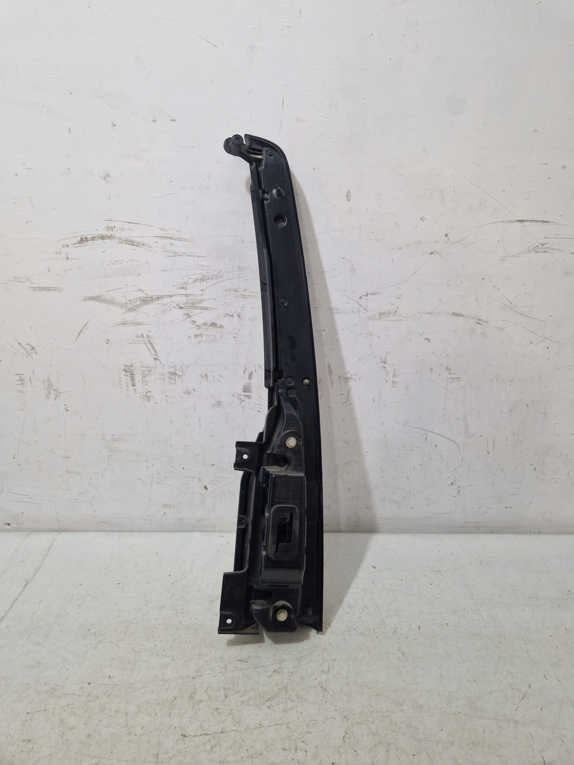 * VW CADDY 2K7 V light rear part rear left 2K7945207E