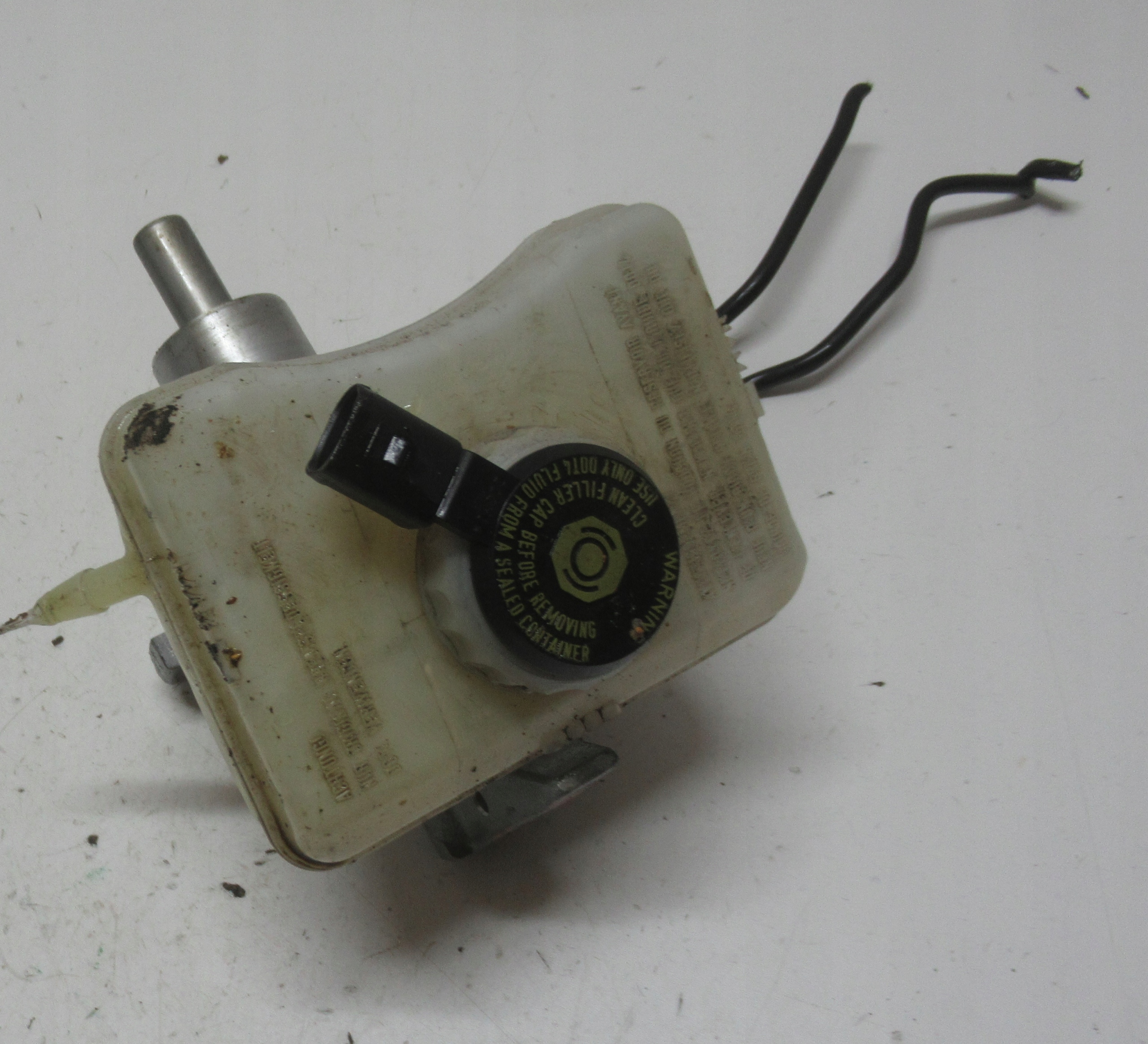 AUDI A4 B8 FL 2.0 TFSI 14R Servofreno serbatoio