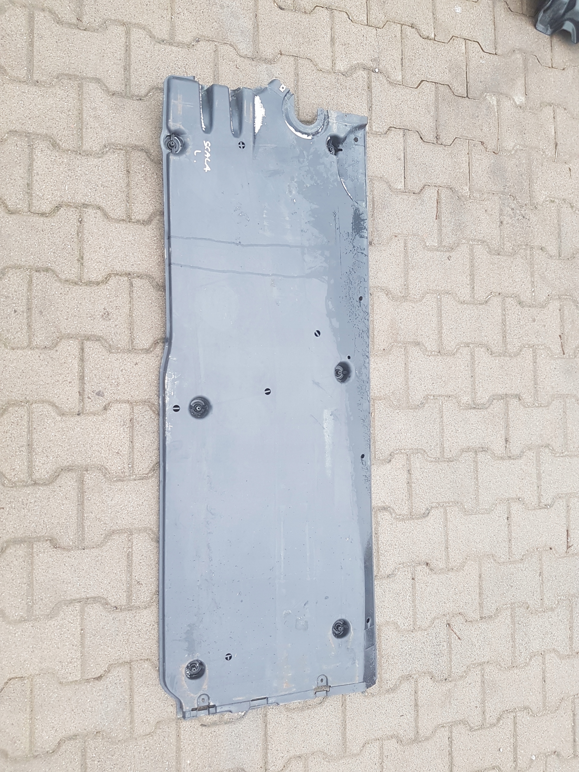 SKODA SCALA cover cover chassis right left