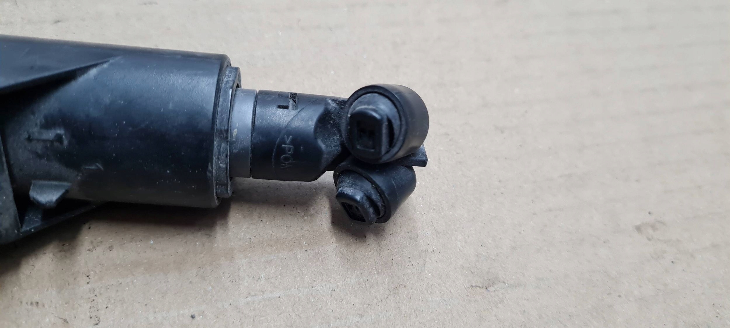 S5 8W A5 washer DYSZA lights REFLEKTORA right front 8W6955102A