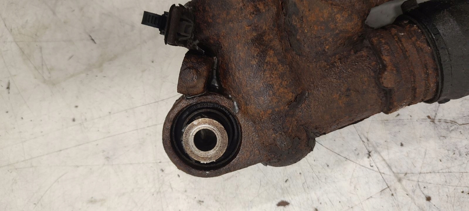 shock absorber rear part rear left Citroen C6 2,7 HDI