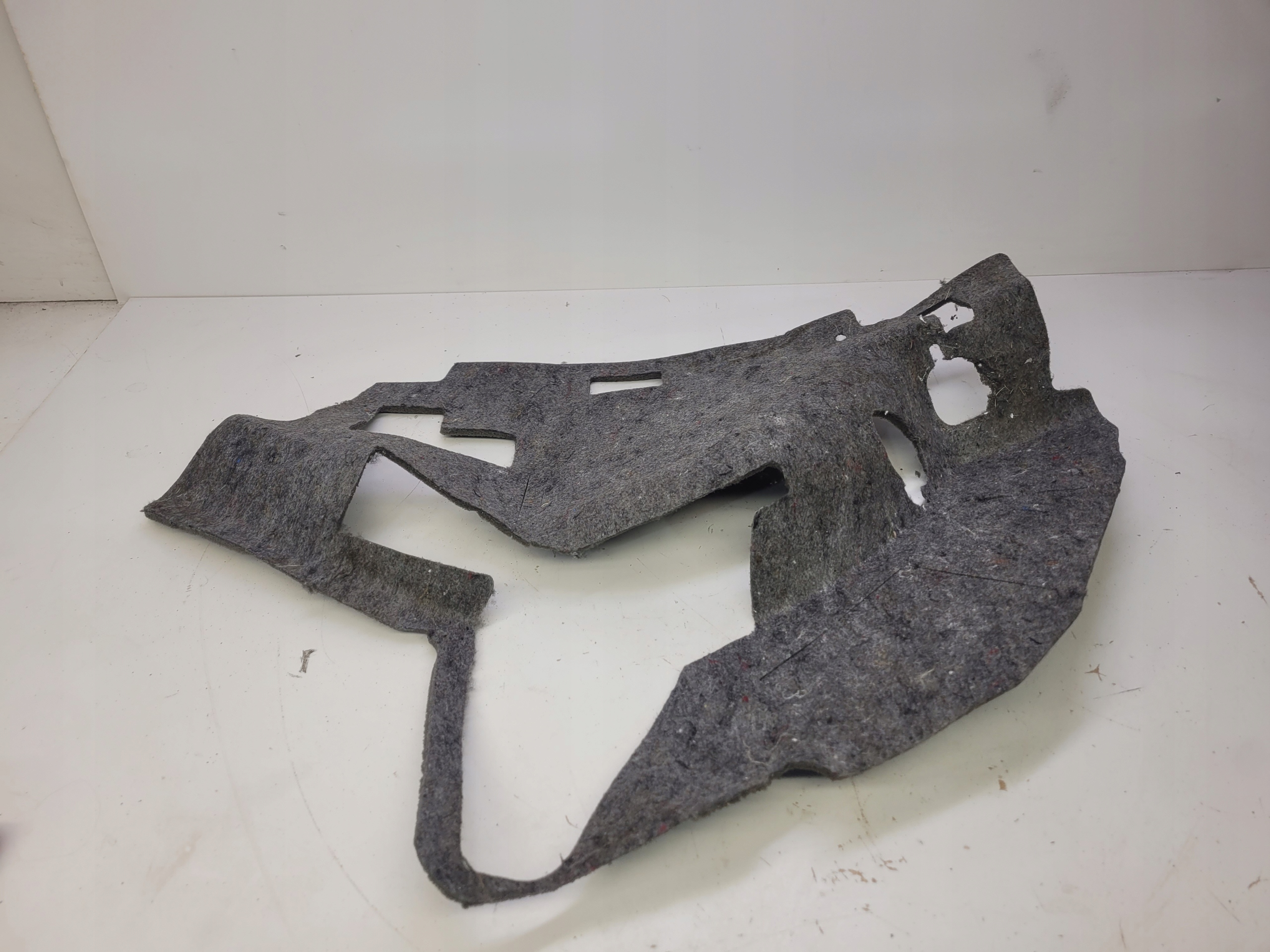INSONORISATION AILE GAUCHE AUDI A1 8X3 8X0863895
