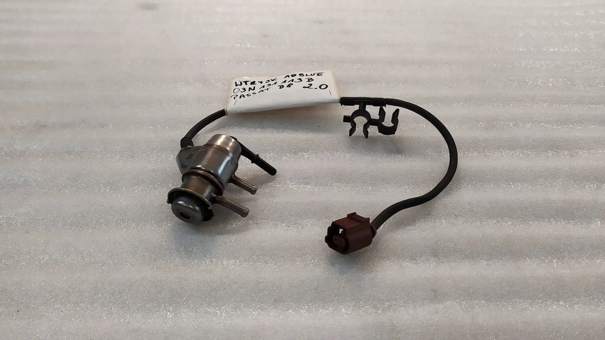 WTRYSK ADBLUE 03N131113B VW PASSAT B8