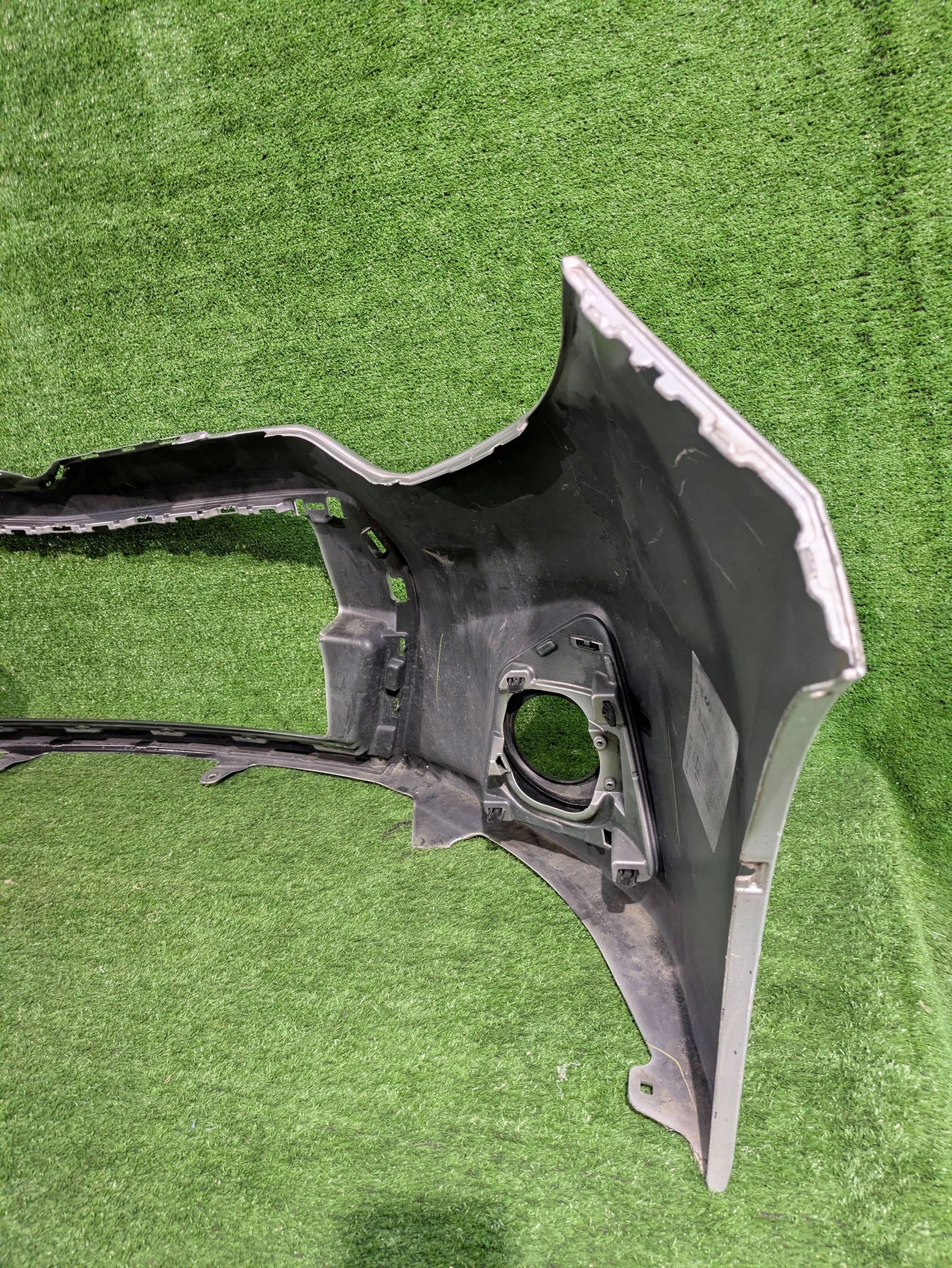 Frontstoßstange vorne TOYOTA COROLLA E17 LIFT 13-16 NR.Z8164