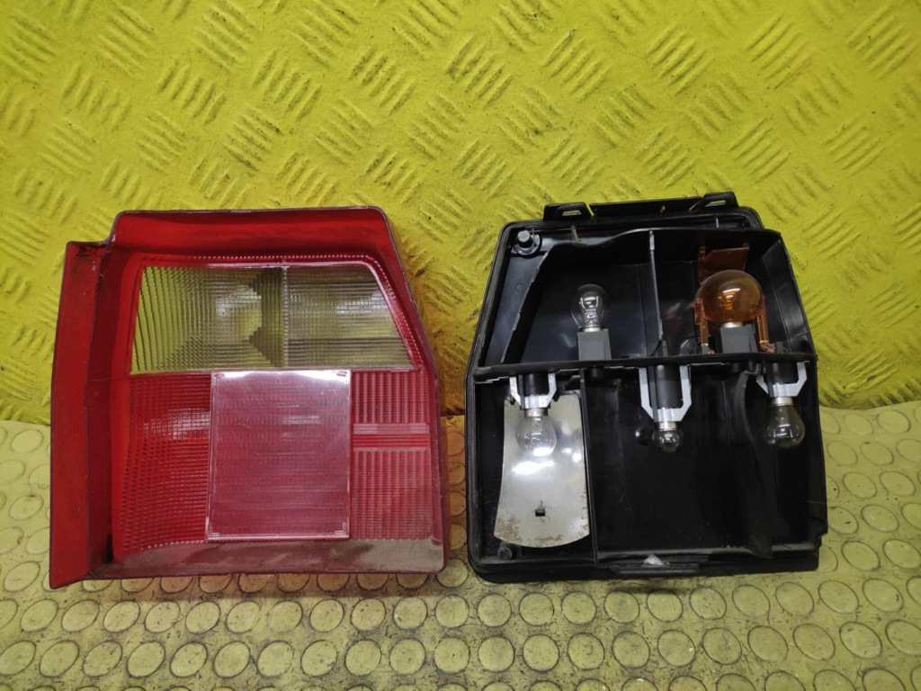 FIAT UNO fanale faro destra posteriore 7640238