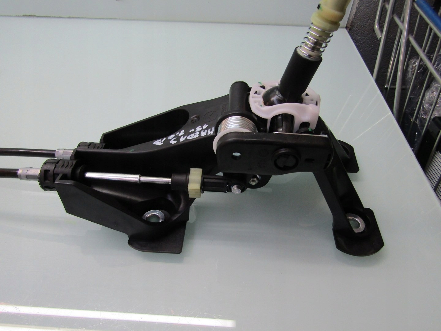 MAZDA 3 BP 2.0 21R LEWAREK WYBIERAK LINKI BIEGÓW Typ silnika Diesel