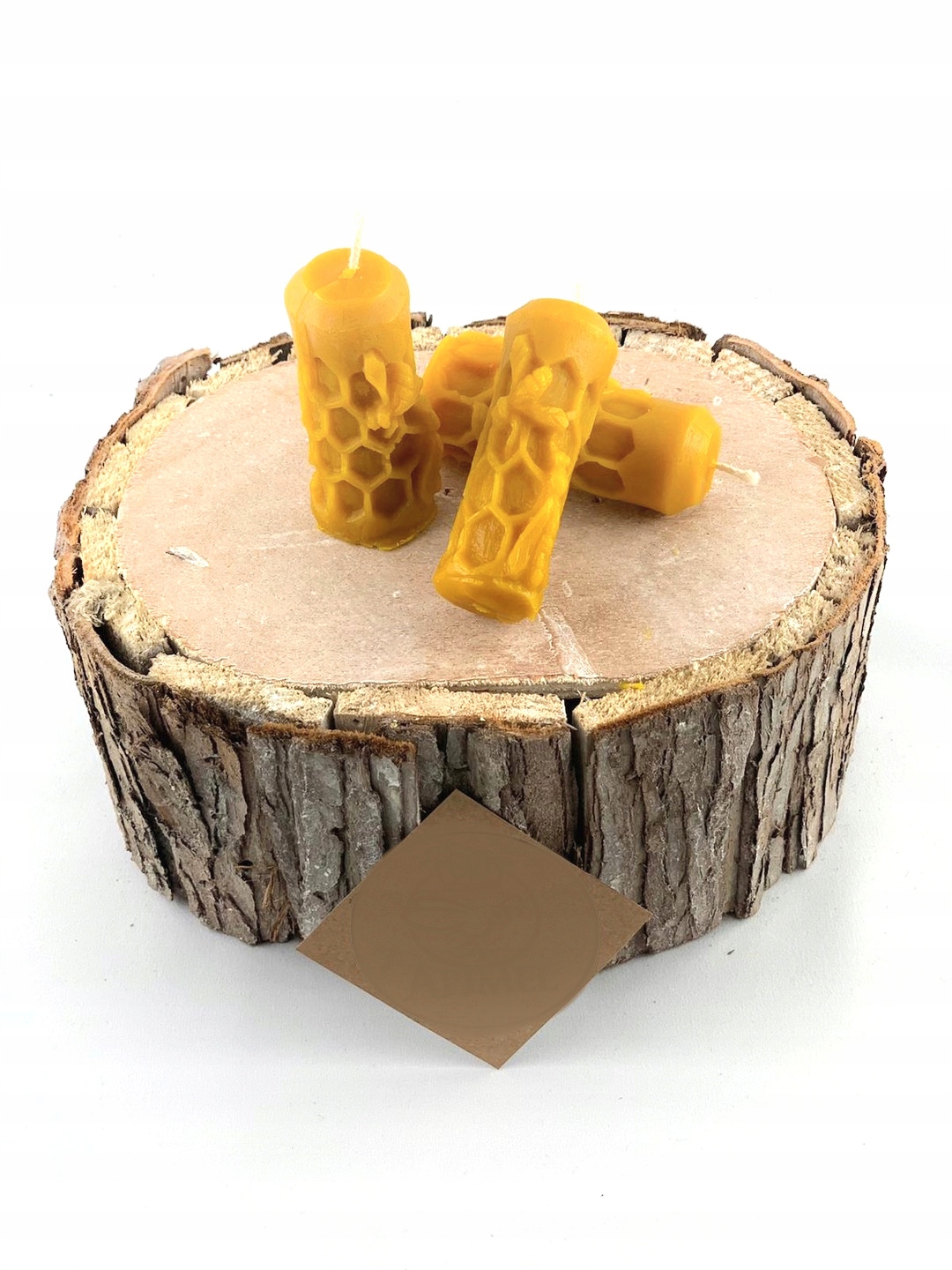 

Świeca z wosku pszczelego z plastrem, mała