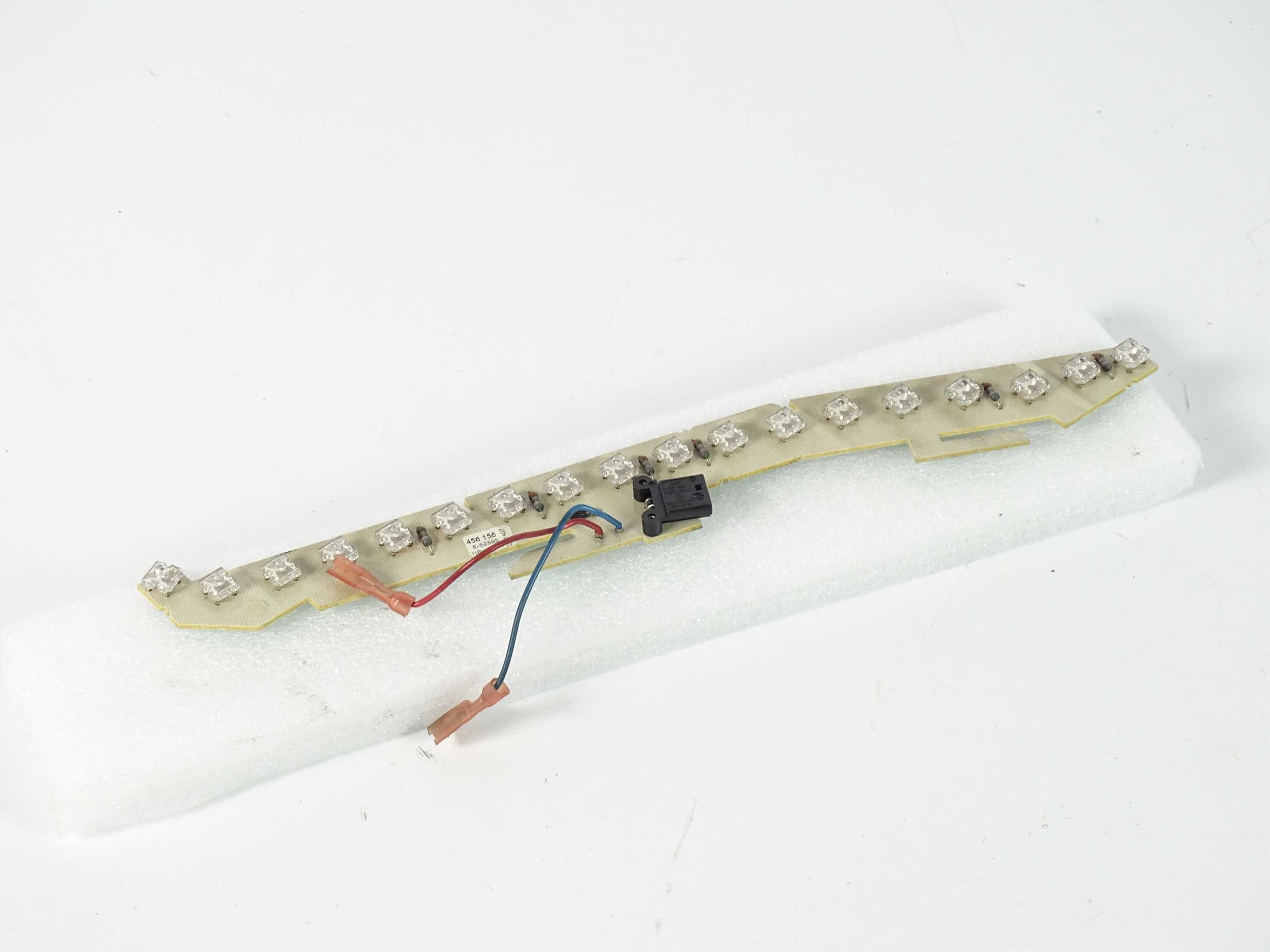 Mercedes S клас W221 ВКЛАДКА ФАРИ LED ПРАВИЙ ЗАД.